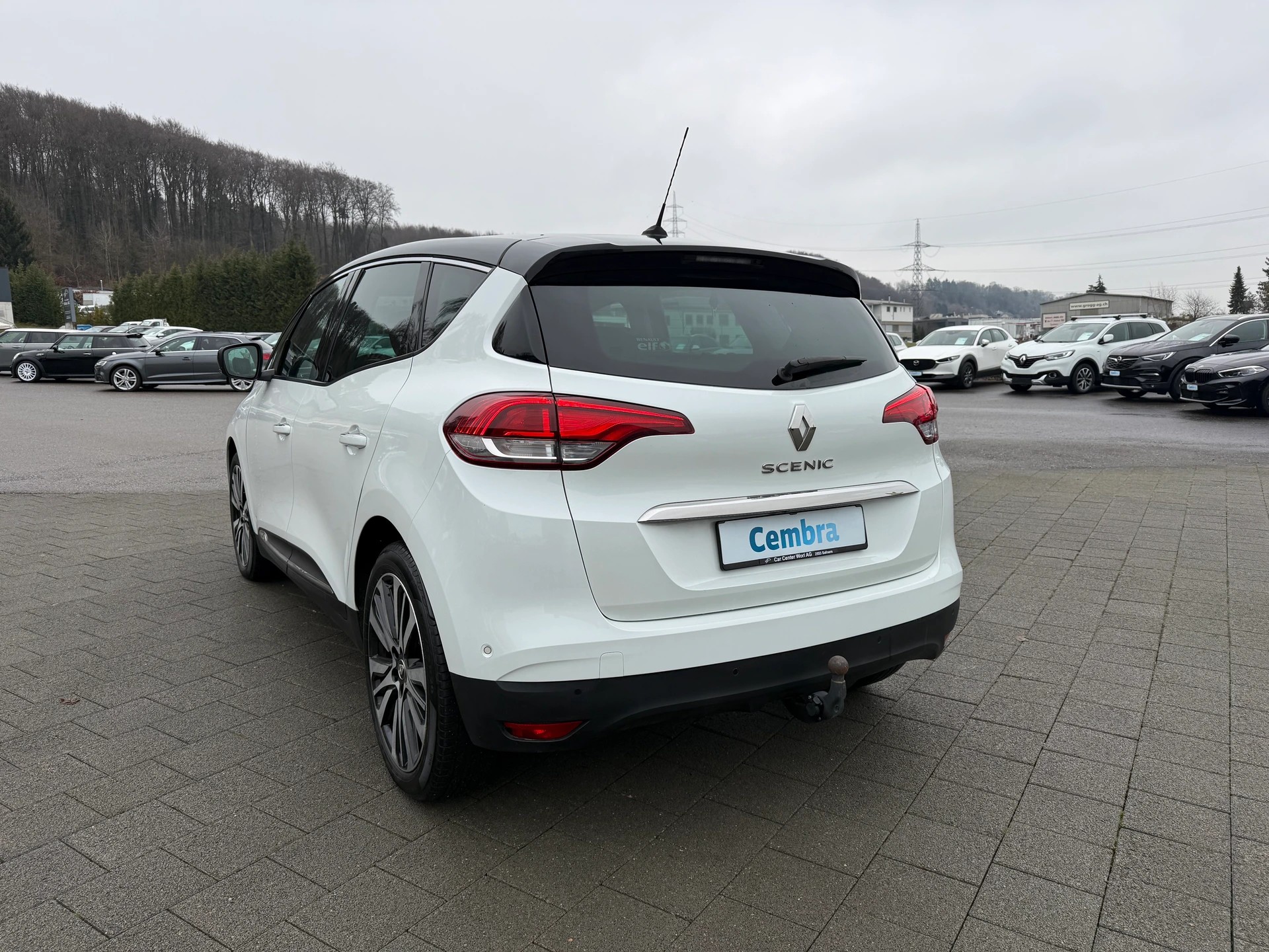 RENAULT Scénic 1.3 16V Turbo Initiale Paris EDC-image-2