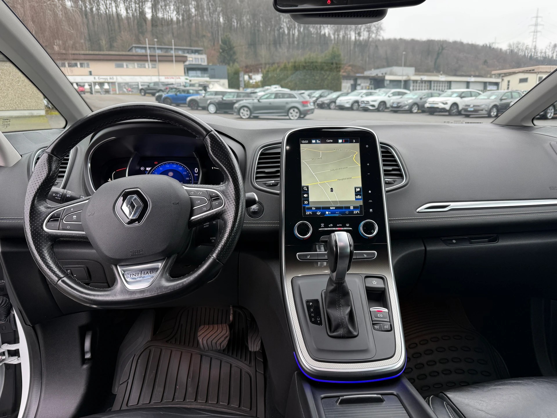 RENAULT Scénic 1.3 16V Turbo Initiale Paris EDC-image-7