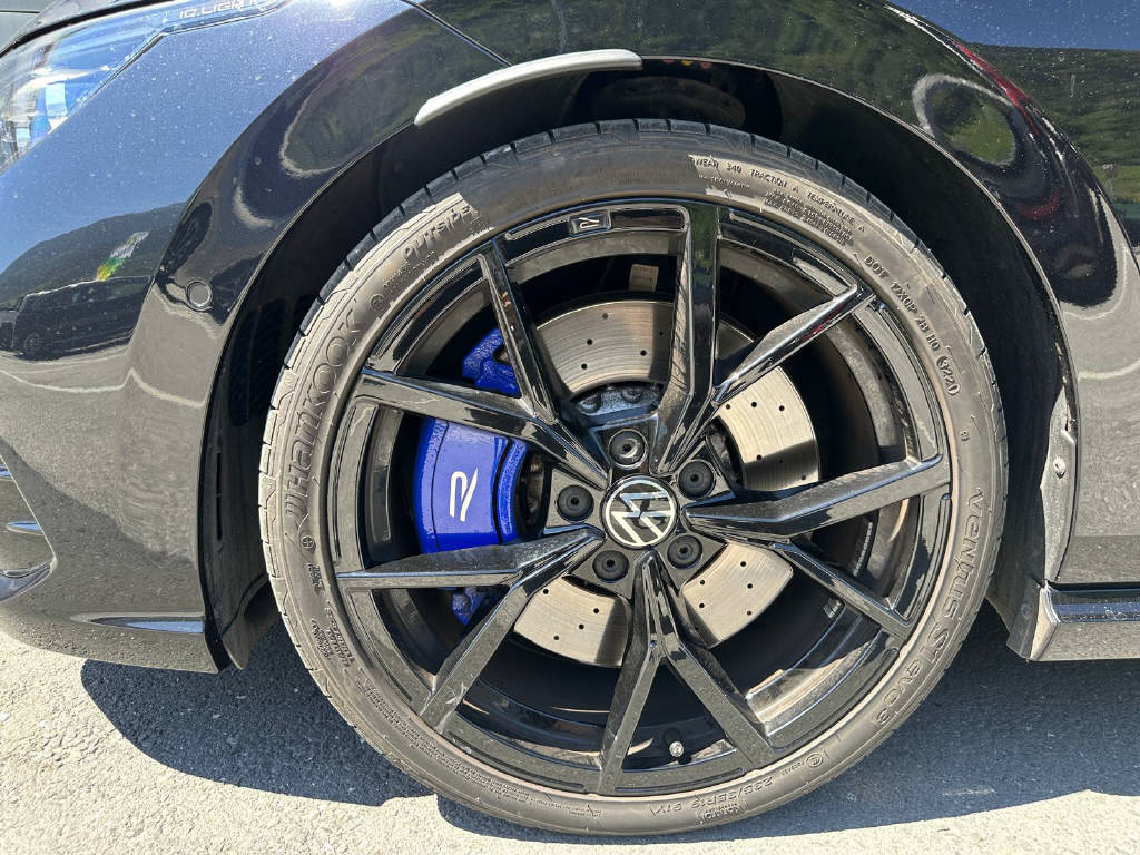 VW Golf VIII 2.0 TSI R DSG 4motion - CH-image-10