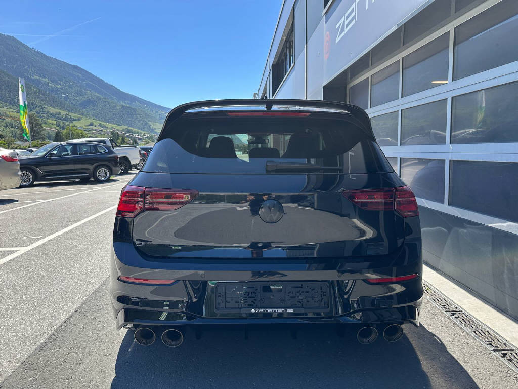 VW Golf VIII 2.0 TSI R DSG 4motion - CH-showroom-element-3