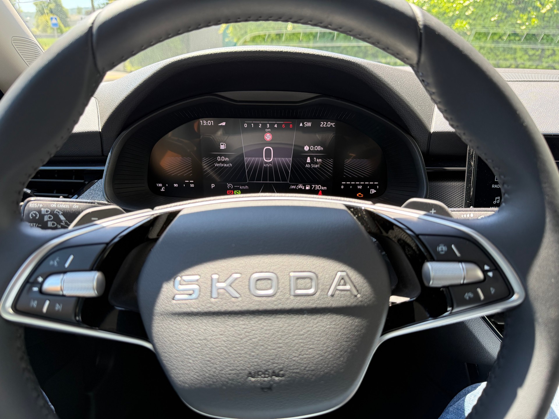SKODA Kamiq 1.0 TSI Selection DSG-image-2