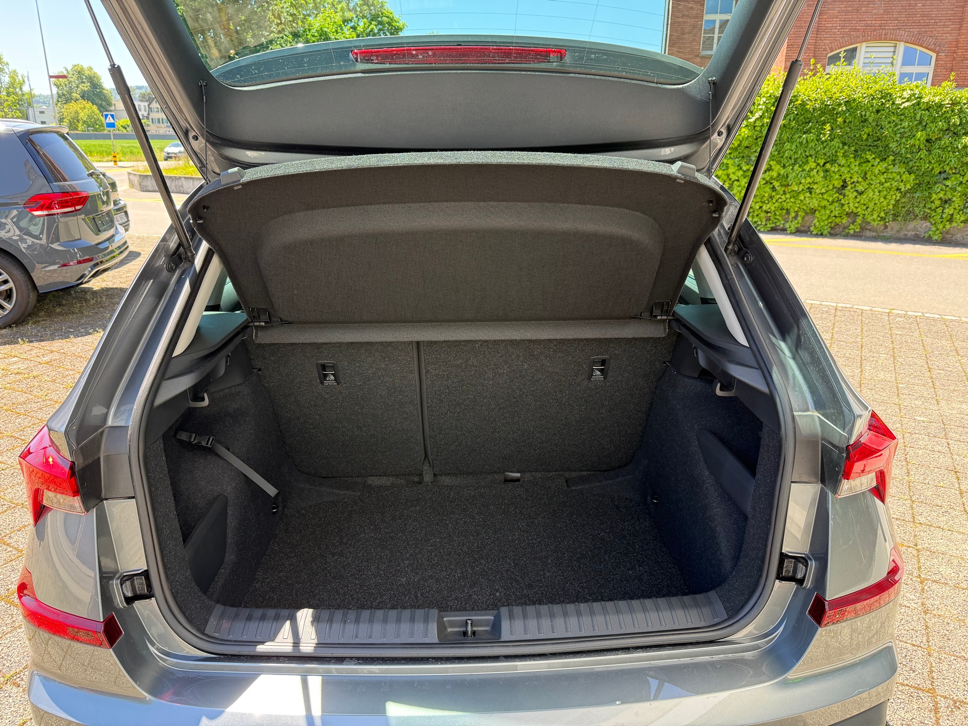 SKODA Kamiq 1.0 TSI Selection DSG-image-8