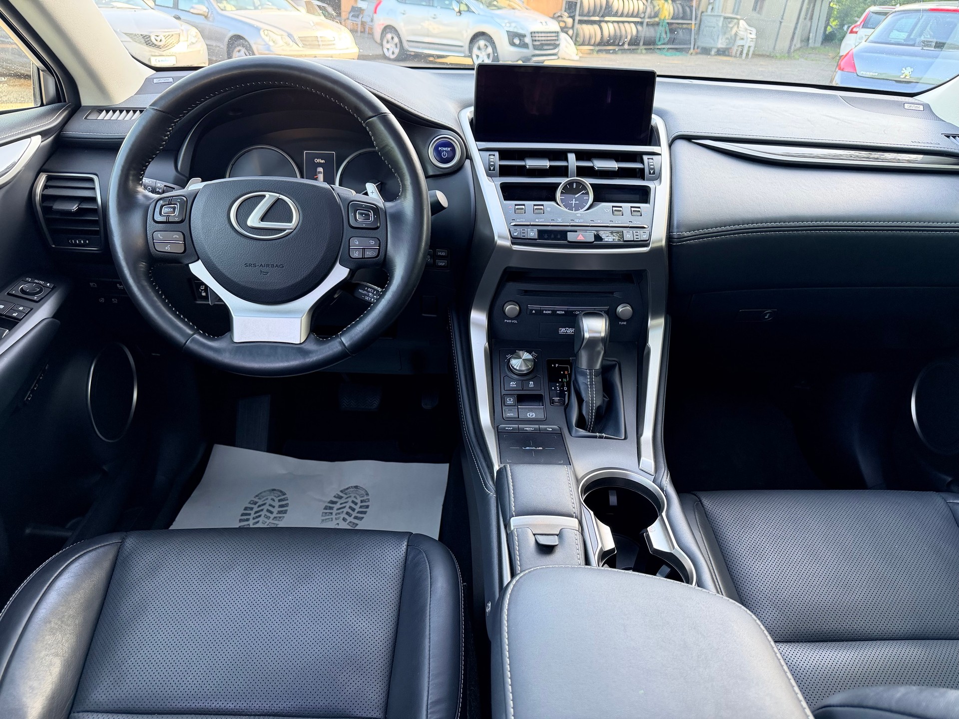LEXUS NX 300h F-Sport E-Four Automatic-image-14