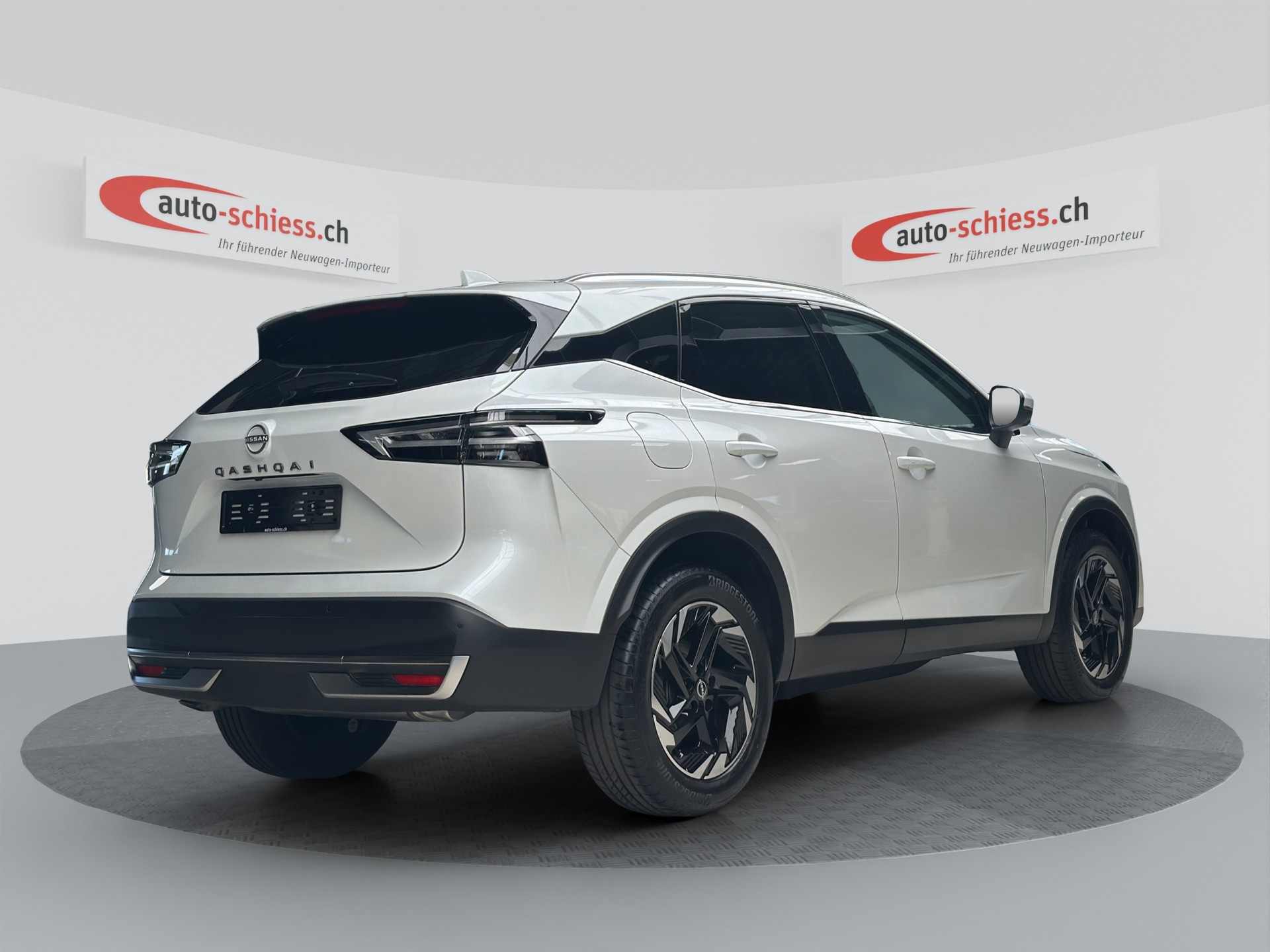 NISSAN Qashqai 1.3 DIG-T MHEV N-Connecta Xtronic-image-4