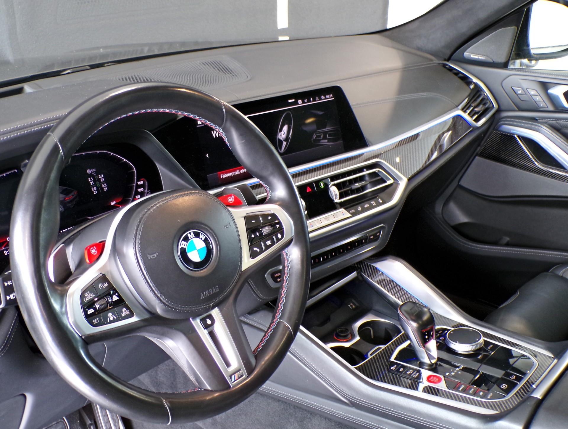 BMW X6M Steptronic M Competition-image-13
