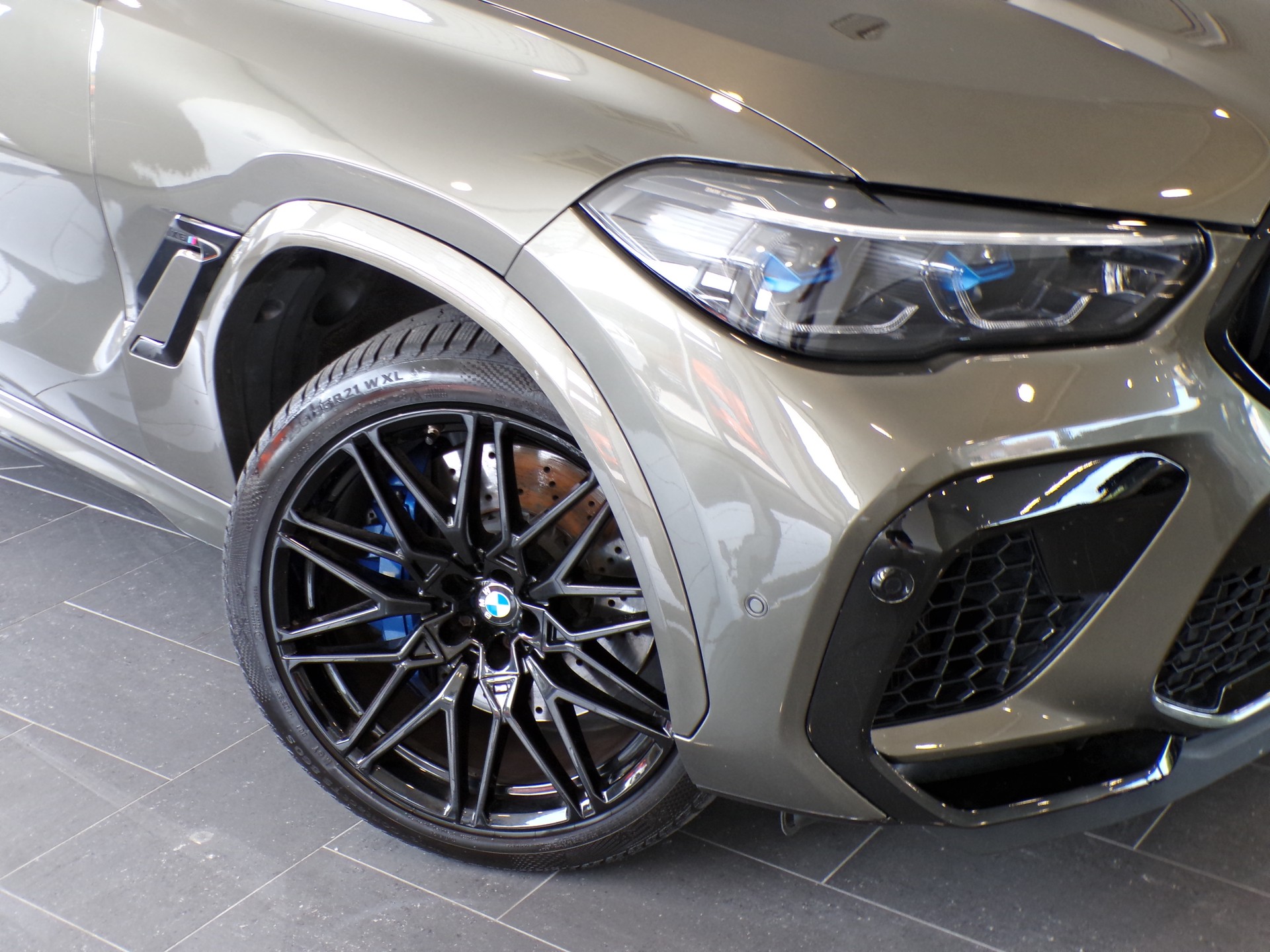 BMW X6M Steptronic M Competition-image-5