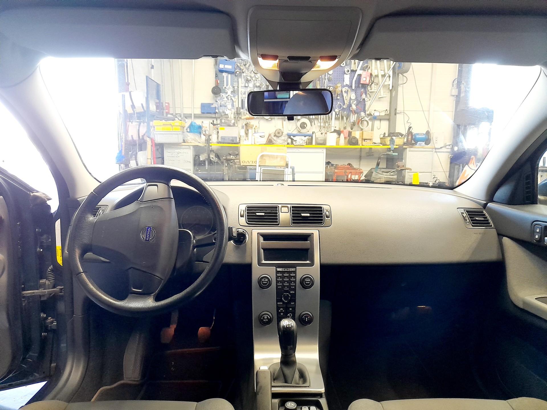 VOLVO V50 2.4-image-7