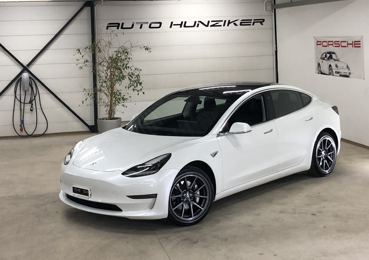 TESLA Model 3 Long Range Dual Motor AWD / Enhanced Autopilot-showroom-element-1