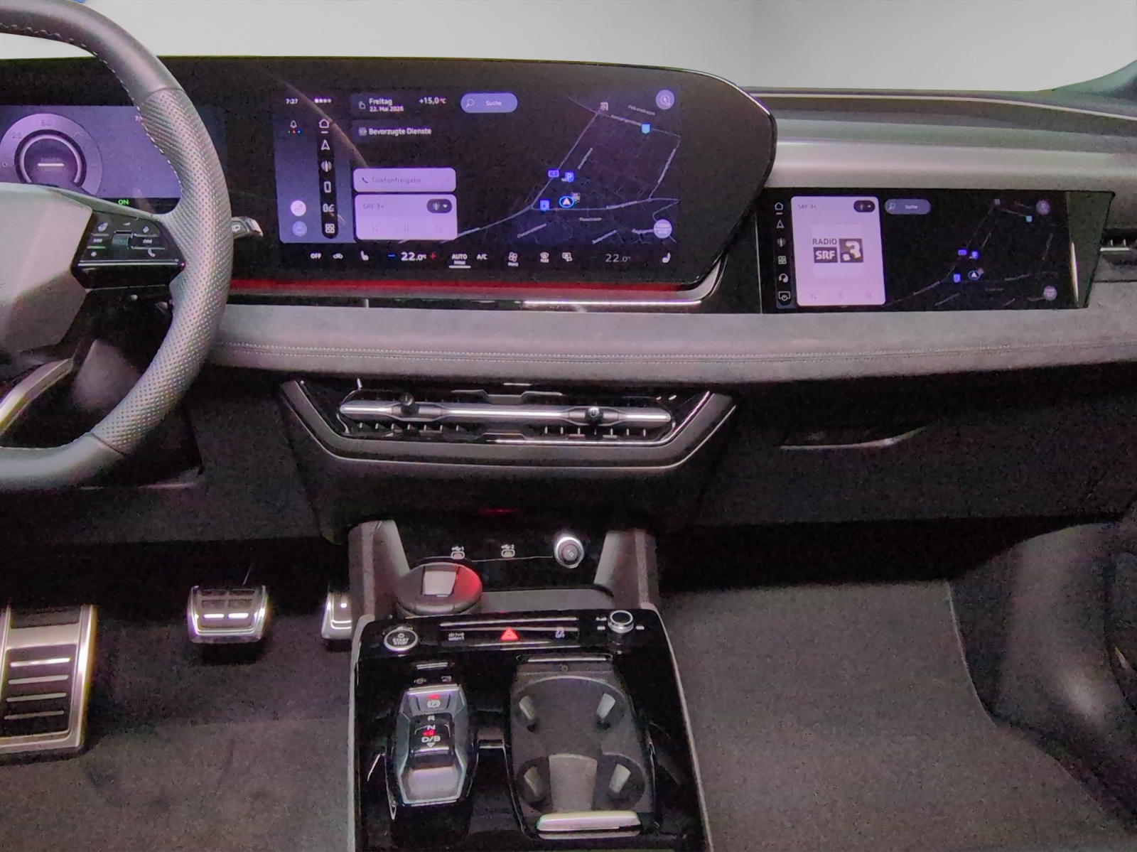 AUDI Q6 e-tron quattro-image-7