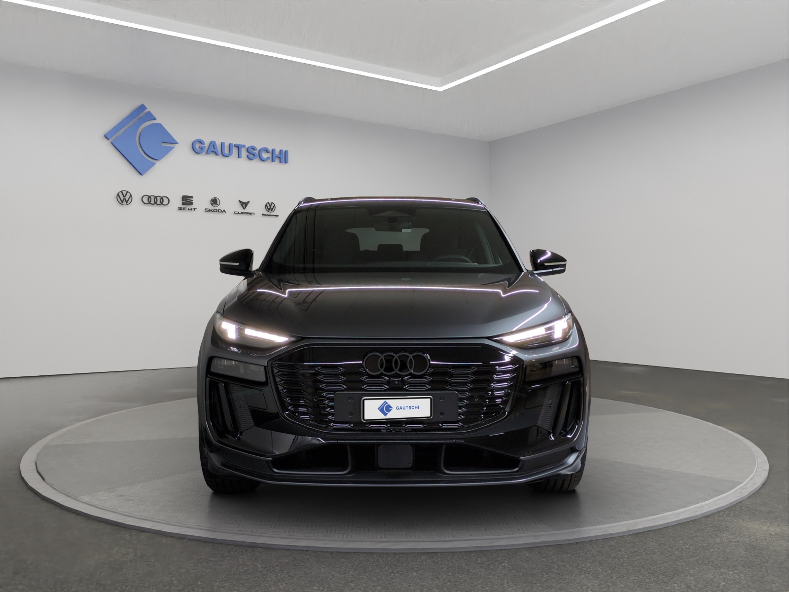AUDI Q6 e-tron quattro-image-4