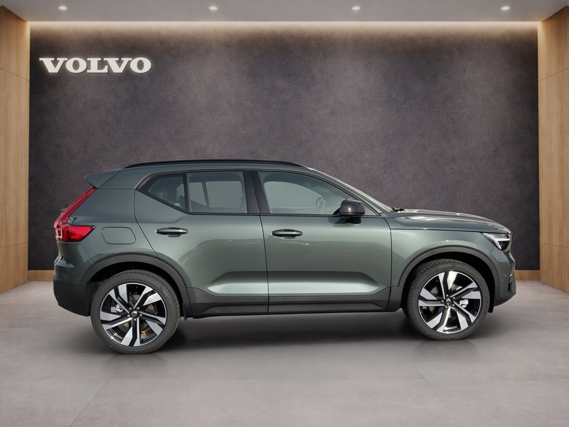VOLVO XC40 2.0 B4 MH Ultra Dark-image-6