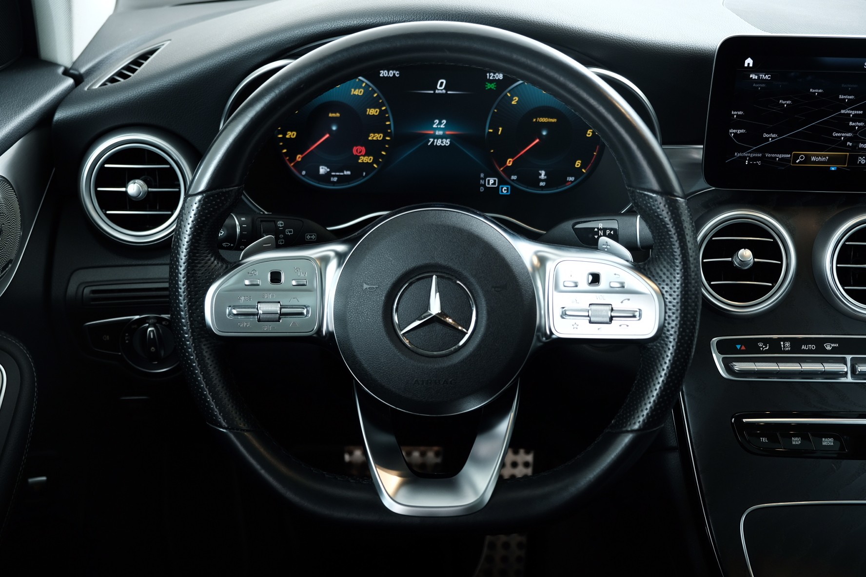 MERCEDES-BENZ GLC 220 d AMG Line 4Matic 9G-Tronic-image-7