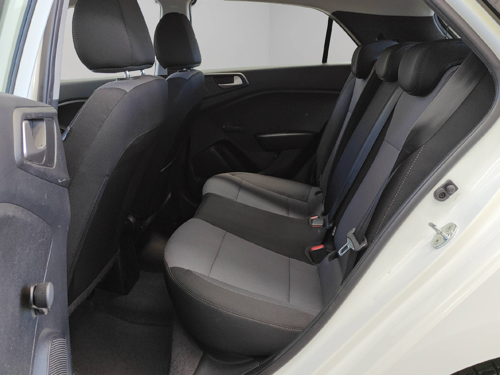 HYUNDAI i20 1.0 T-GDi Amplia-image-9