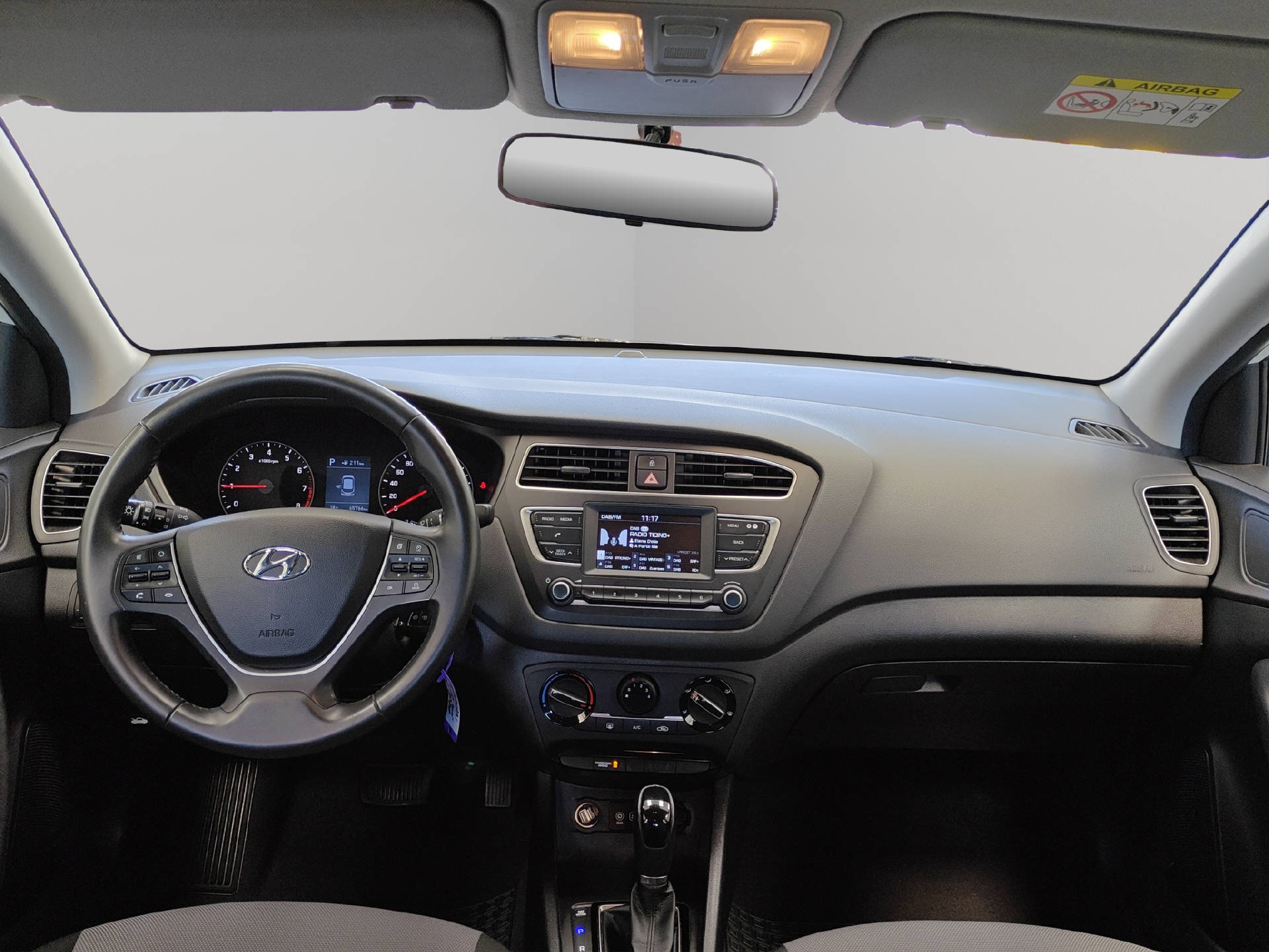 HYUNDAI i20 1.0 T-GDi Amplia-image-12