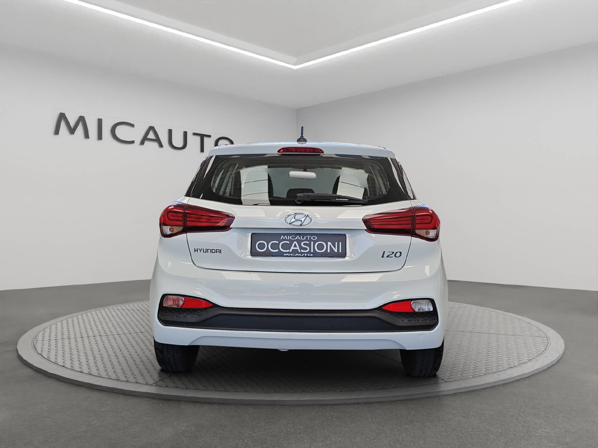 HYUNDAI i20 1.0 T-GDi Amplia-image-3