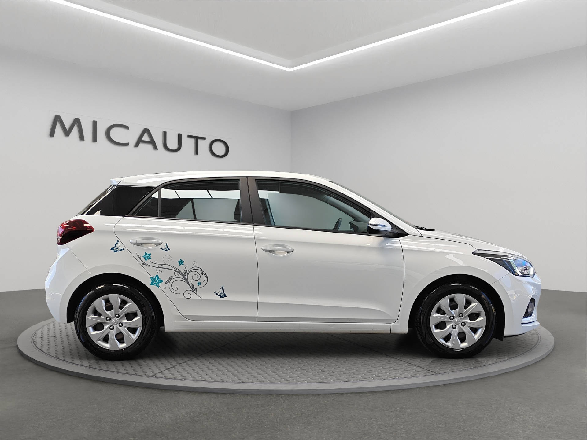 HYUNDAI i20 1.0 T-GDi Amplia-image-1