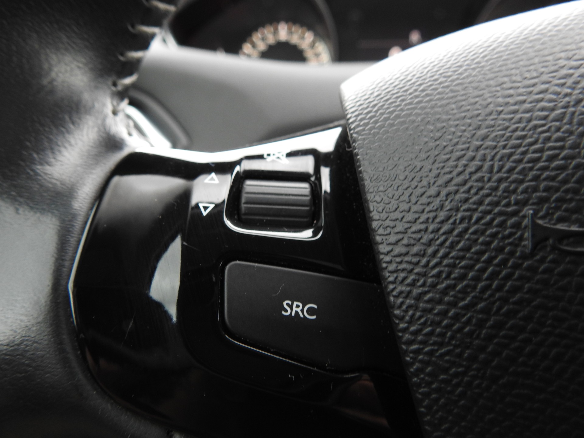 PEUGEOT 308 2.0 BlueHDI Active Automatic-image-22