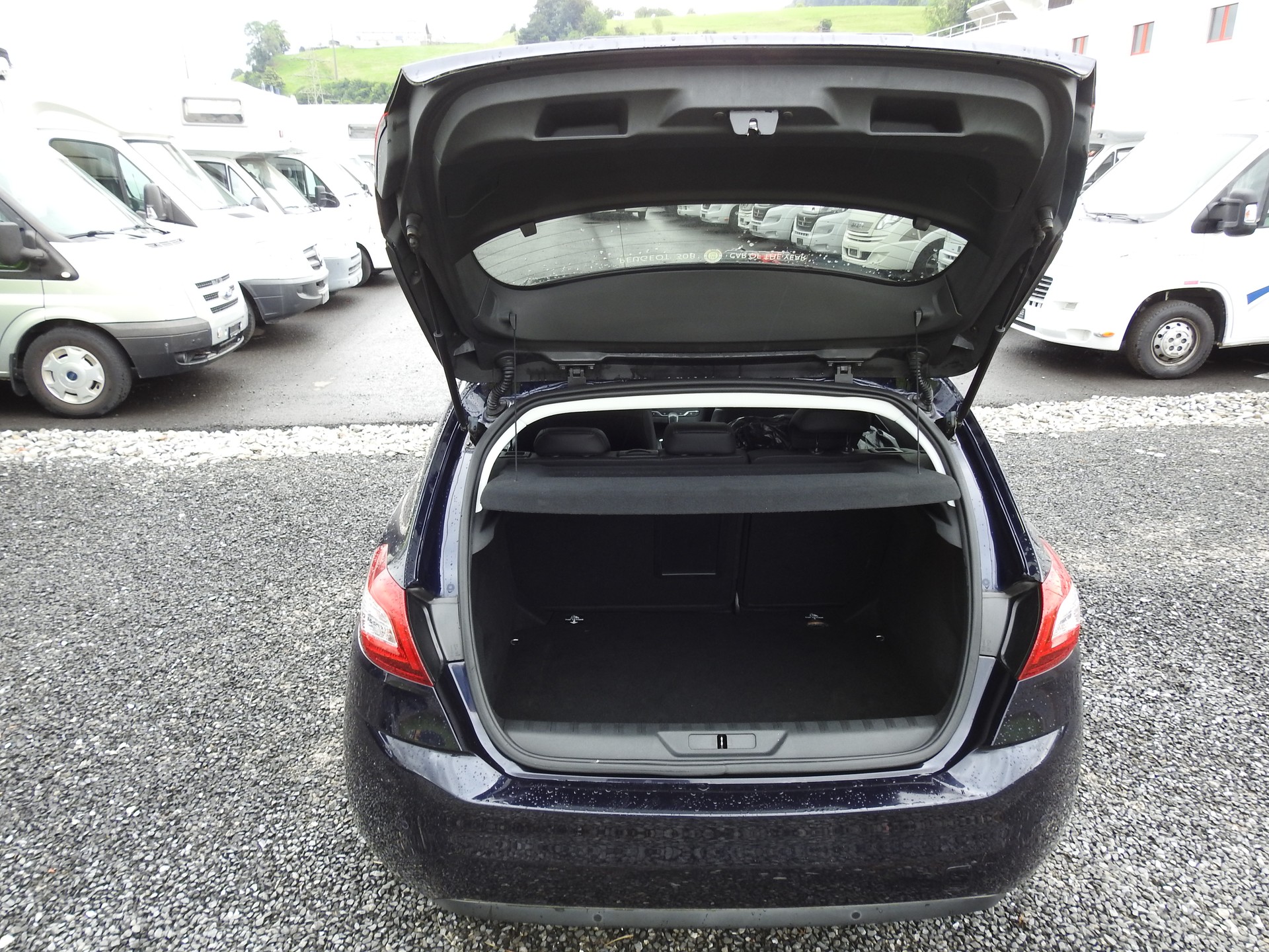 PEUGEOT 308 2.0 BlueHDI Active Automatic-image-11