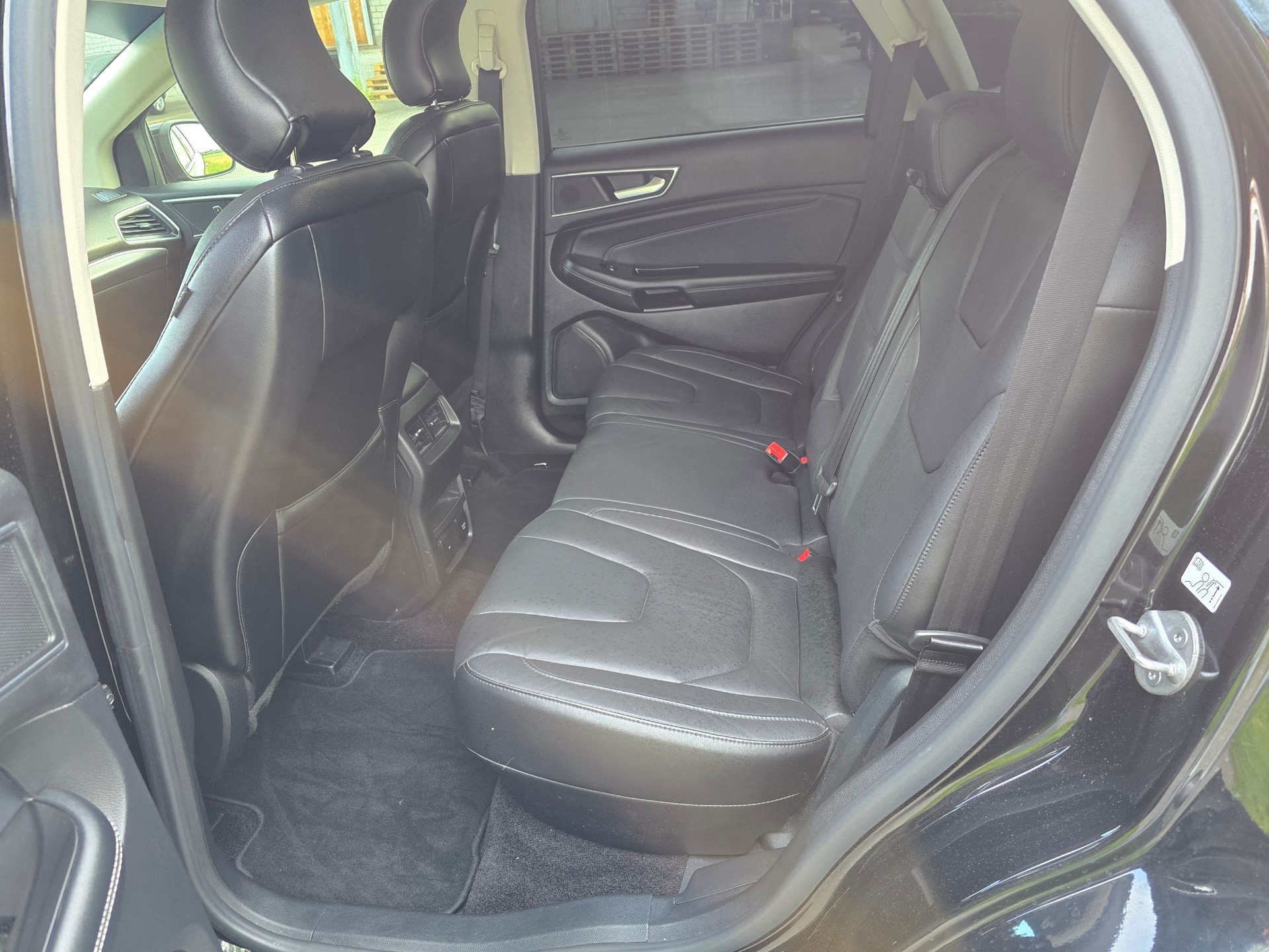 FORD Edge 2.0 TDCi Titanium 4WD PowerShift-image-11