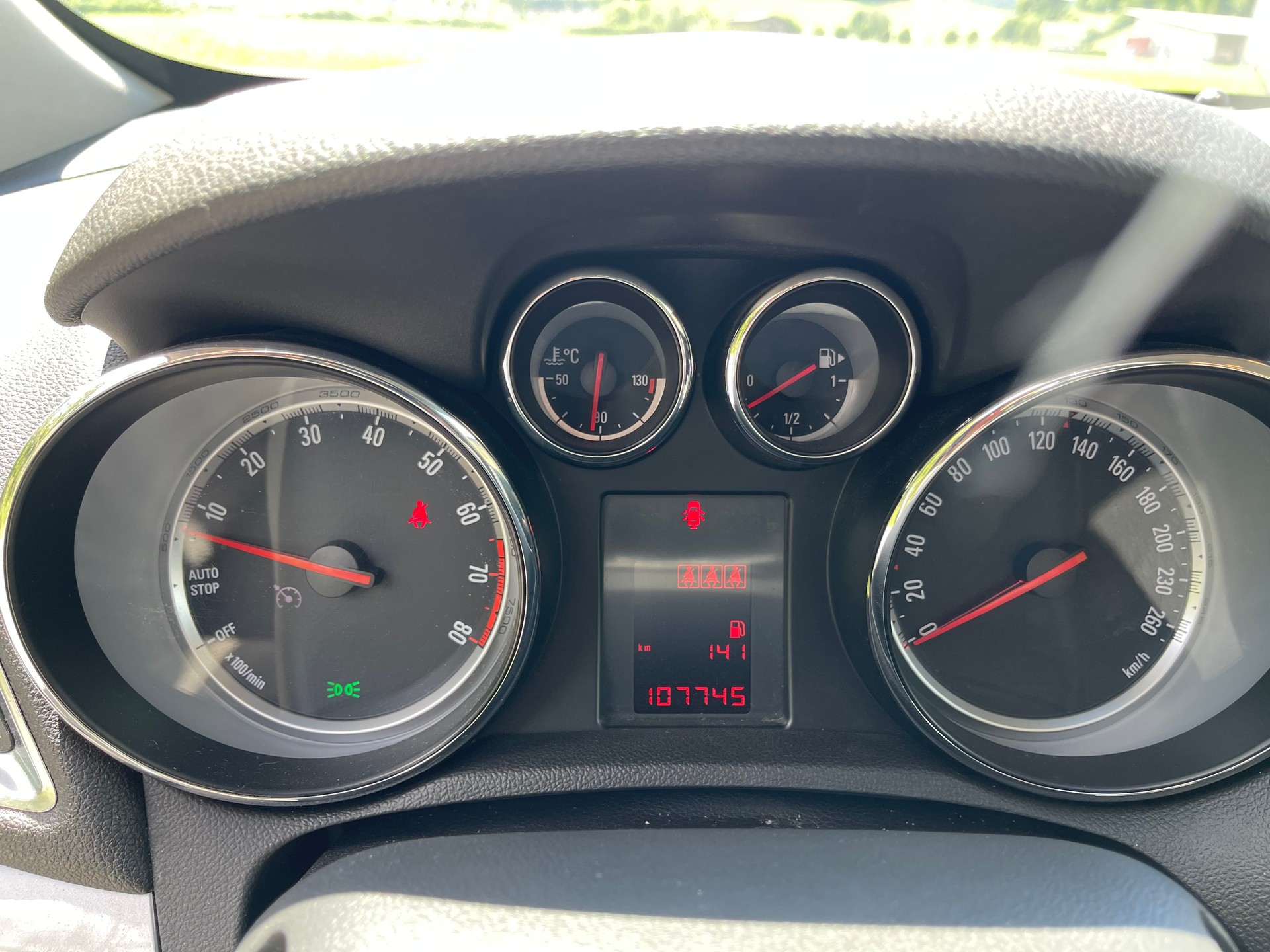 OPEL Mokka 1.6i 16V Cosmo 2WD-image-12