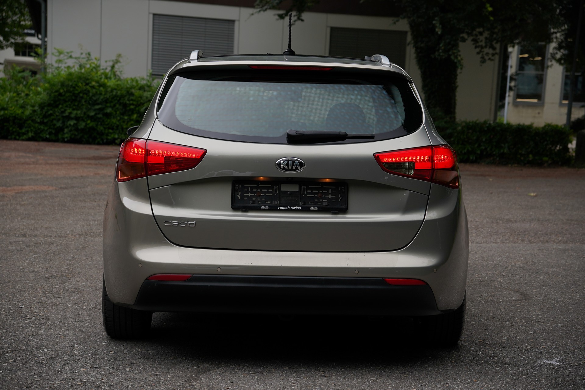 KIA Cee'd Sportswagon 1.6 GDi Style DCT-image-3