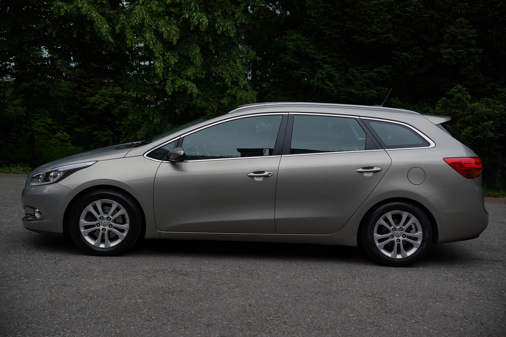 KIA Cee'd Sportswagon 1.6 GDi Style DCT-image-5