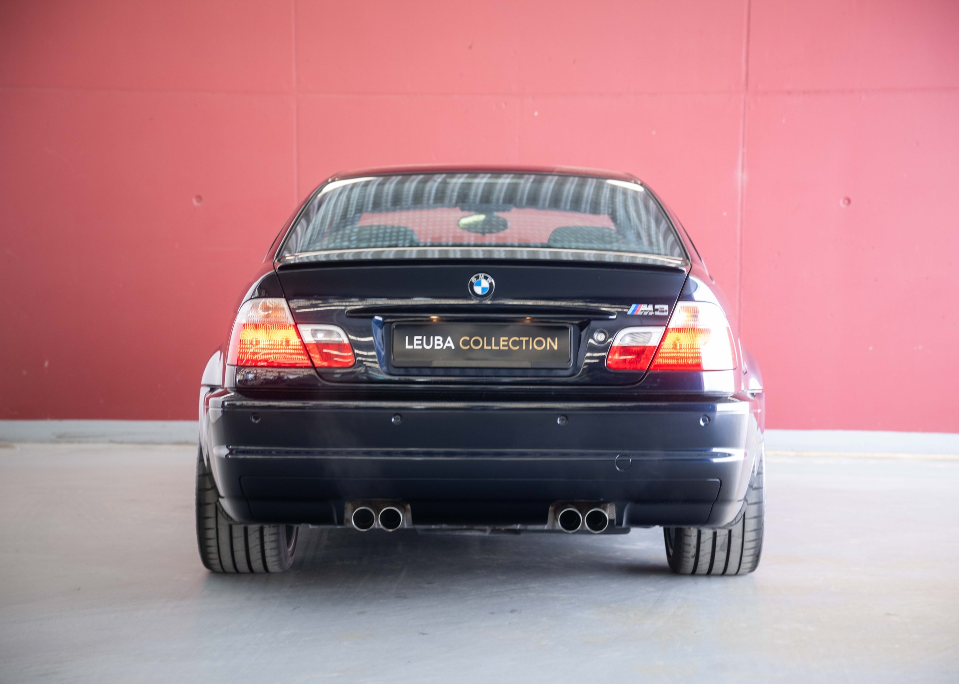 BMW M3 Coupe (1st hand Swiss car, certified low mileage, 100% original, 1st paint, BMW service history, mint condition)-showroom-element-3
