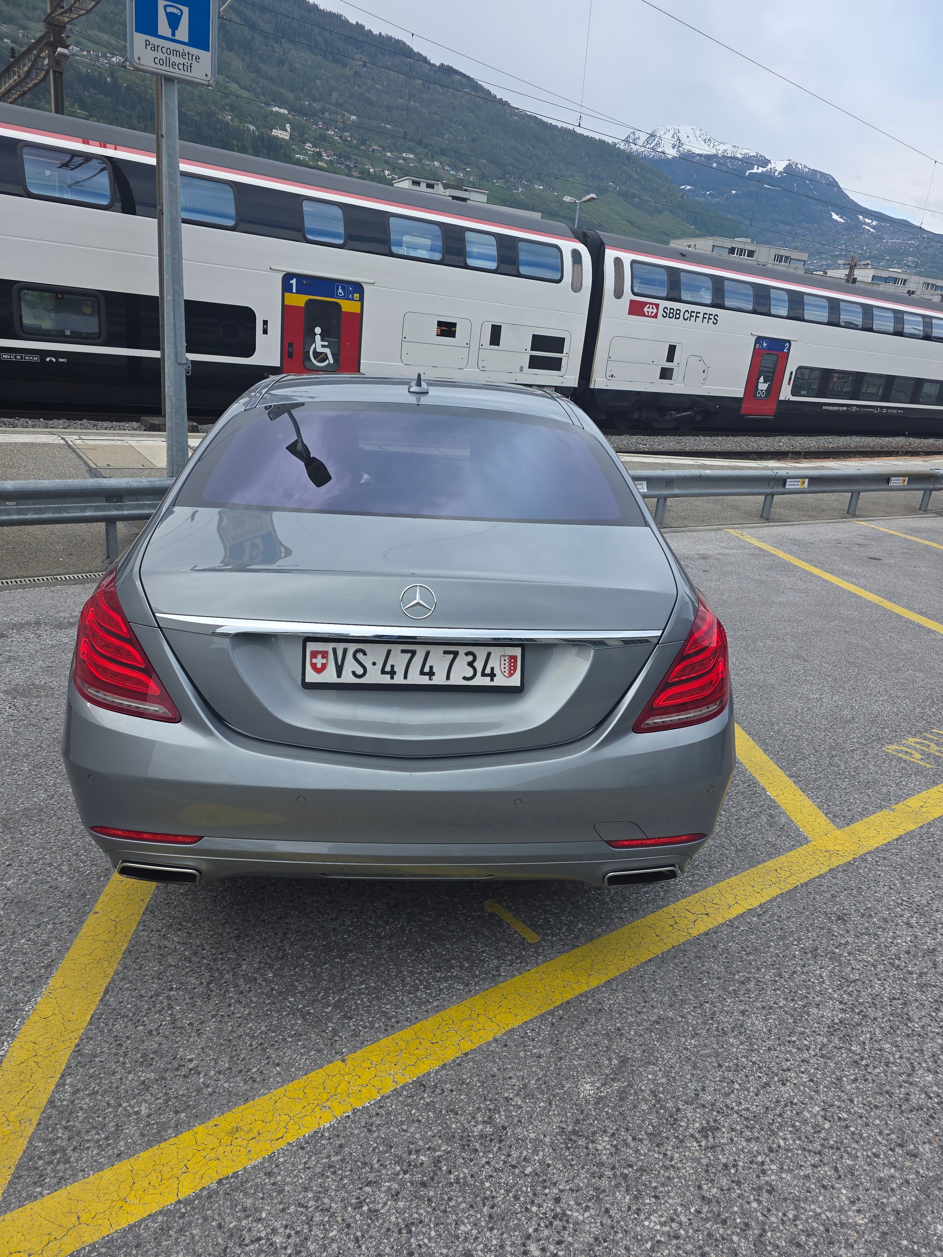 MERCEDES-BENZ S 500 V8 4matic lang-image-3