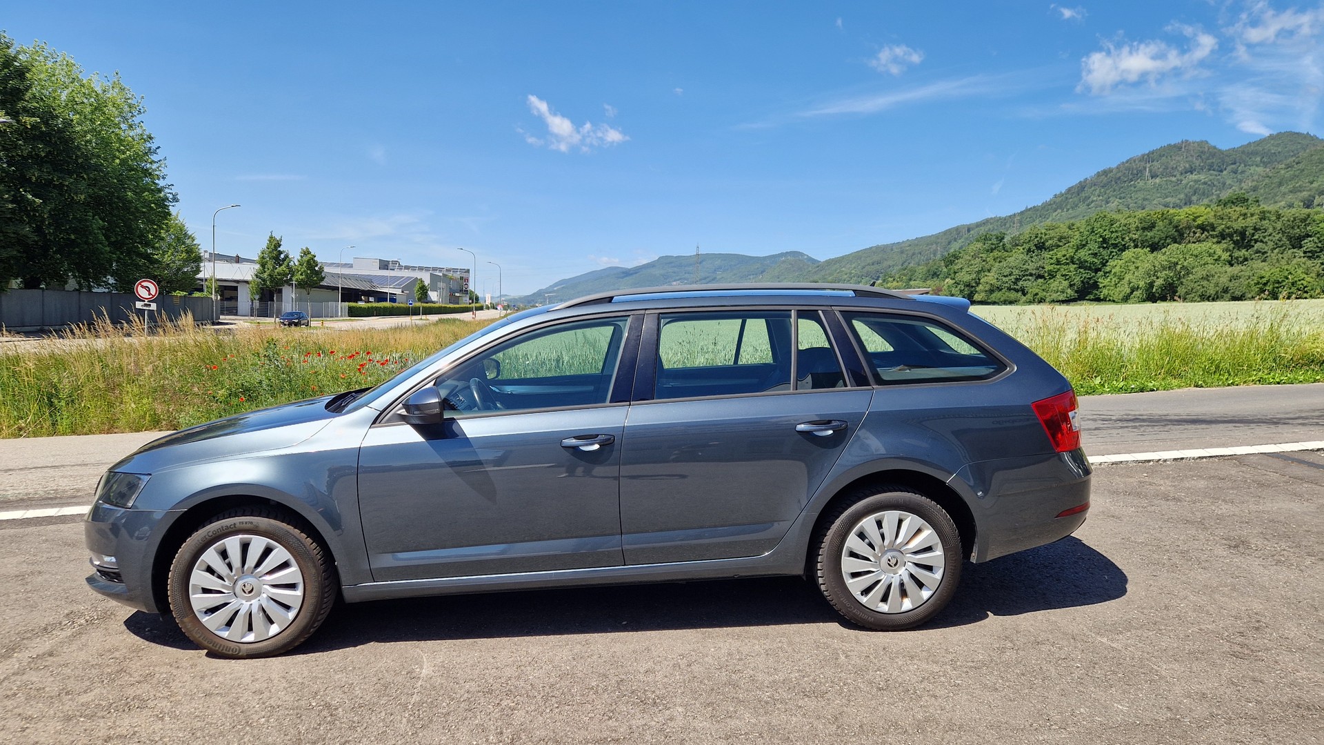 SKODA Octavia Combi 2.0 TDI Ambition 4x4-image-2
