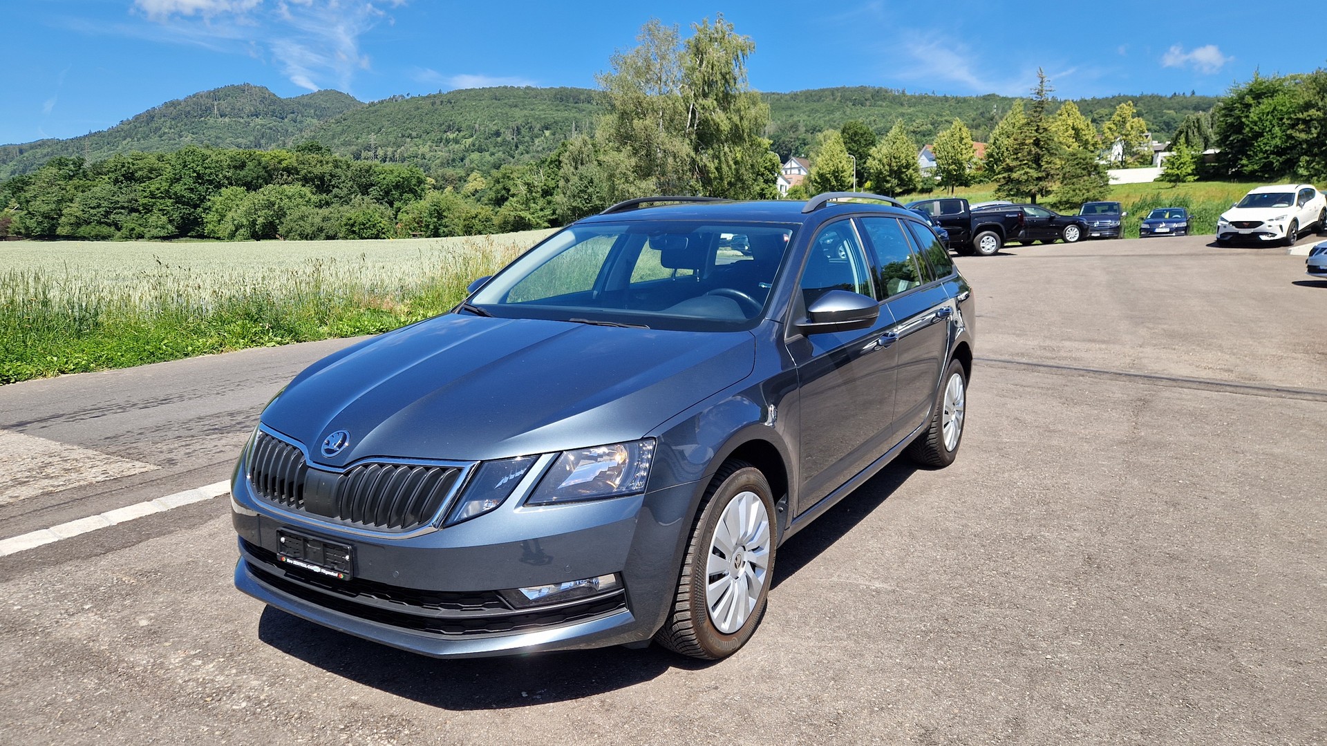 SKODA Octavia Combi 2.0 TDI Ambition 4x4-image-1