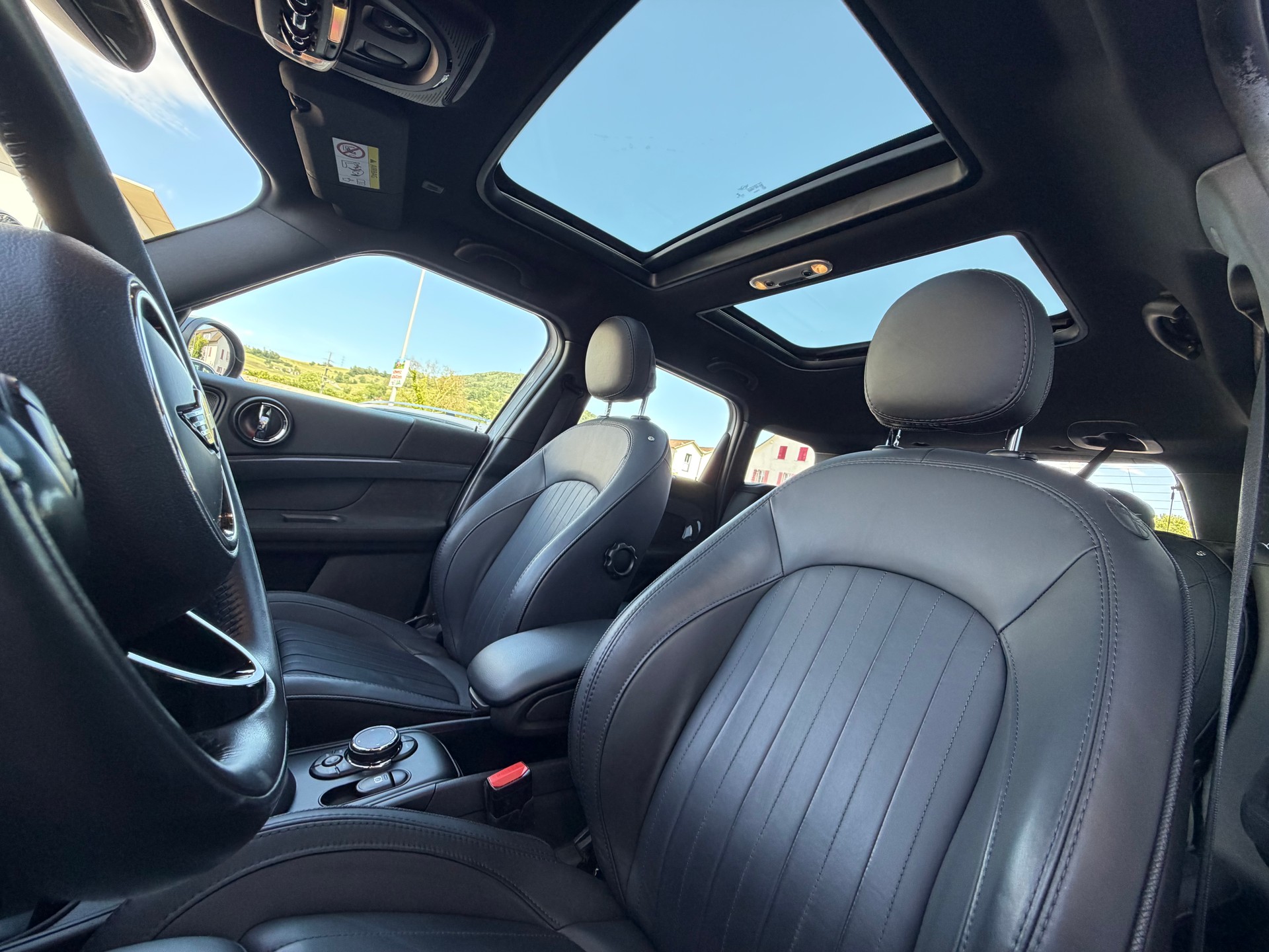 MINI Countryman F60 1.5i Cooper S E ALL4-image-13