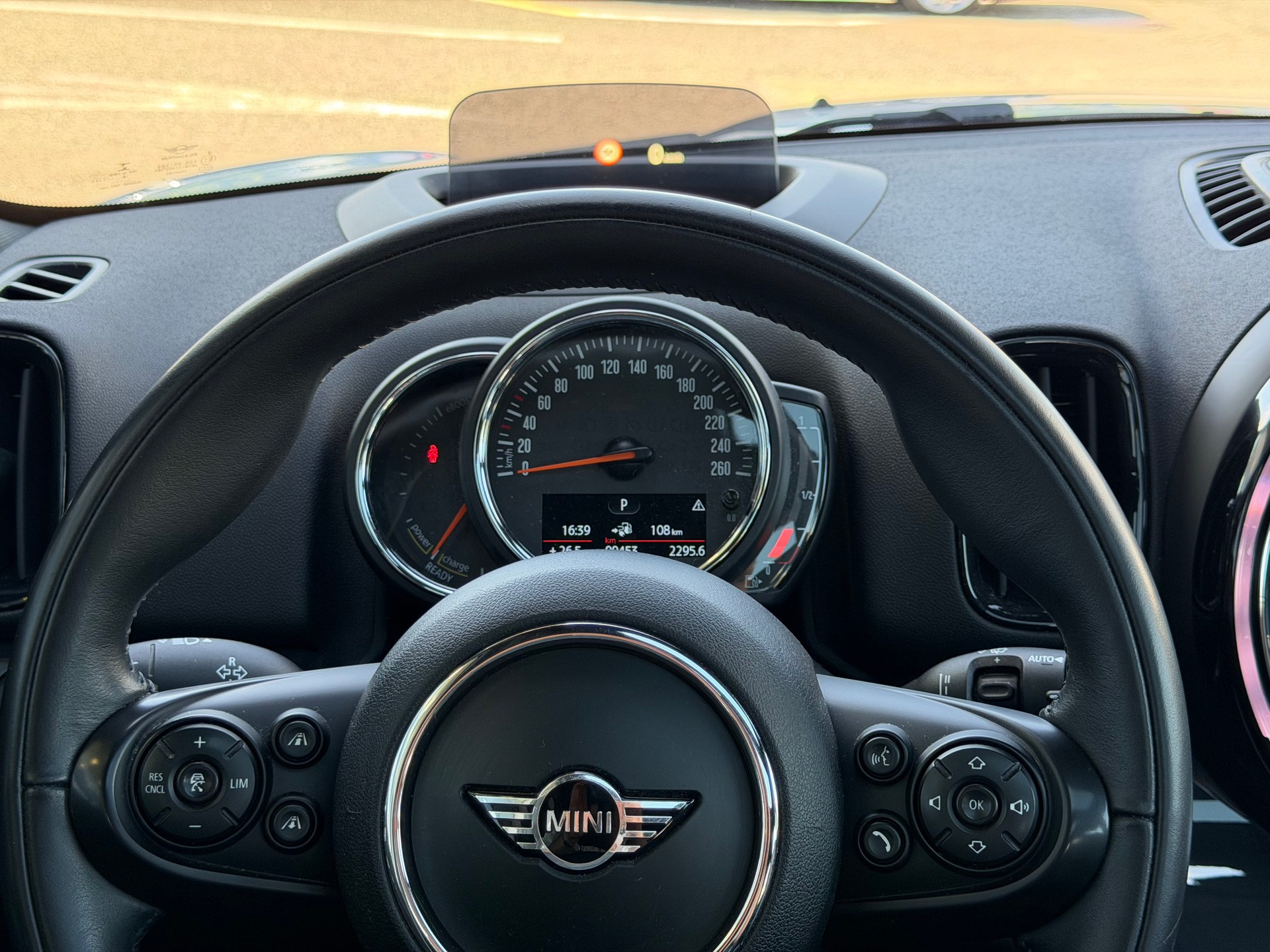 MINI Countryman F60 1.5i Cooper S E ALL4-image-15