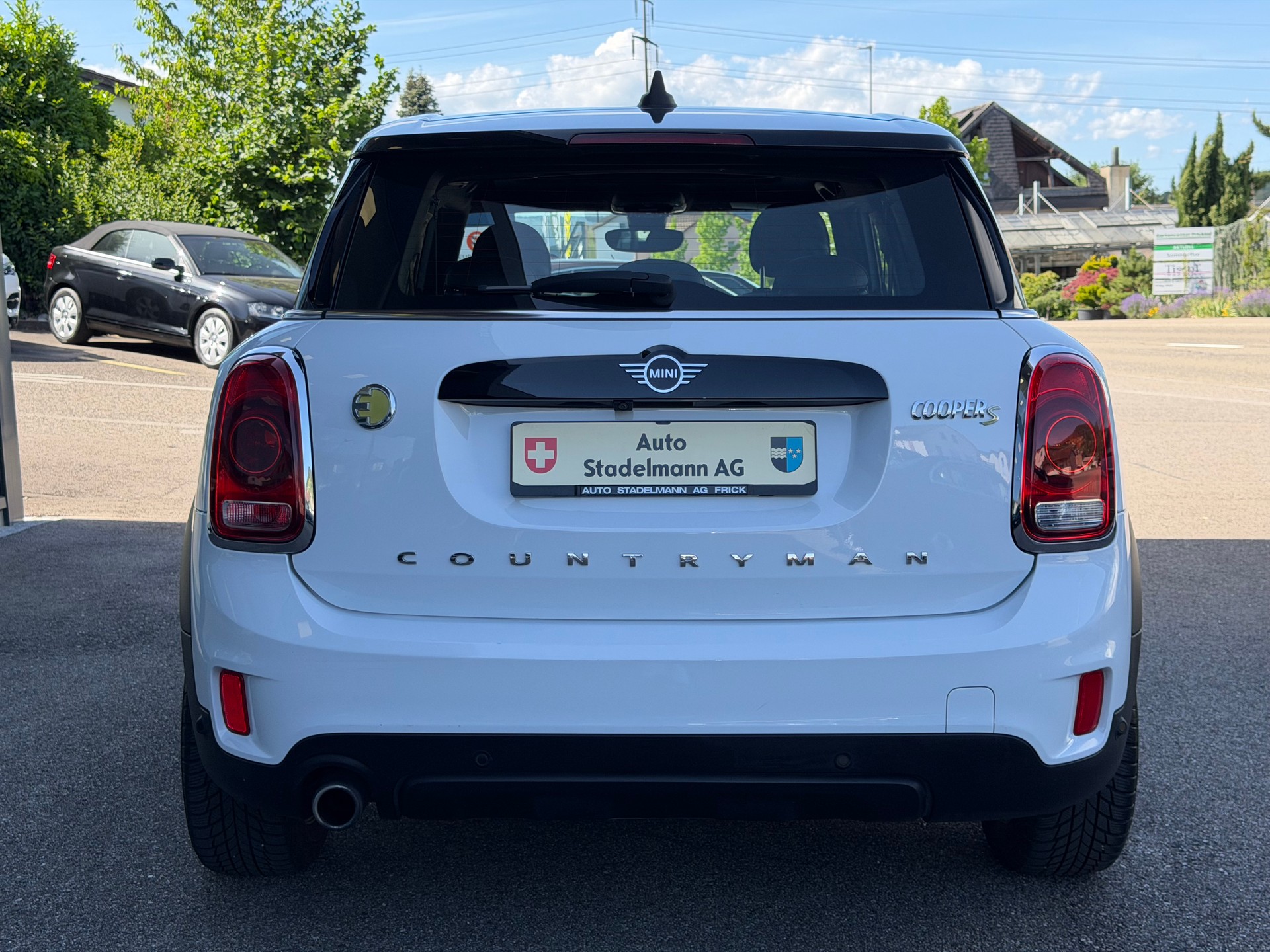 MINI Countryman F60 1.5i Cooper S E ALL4-image-3