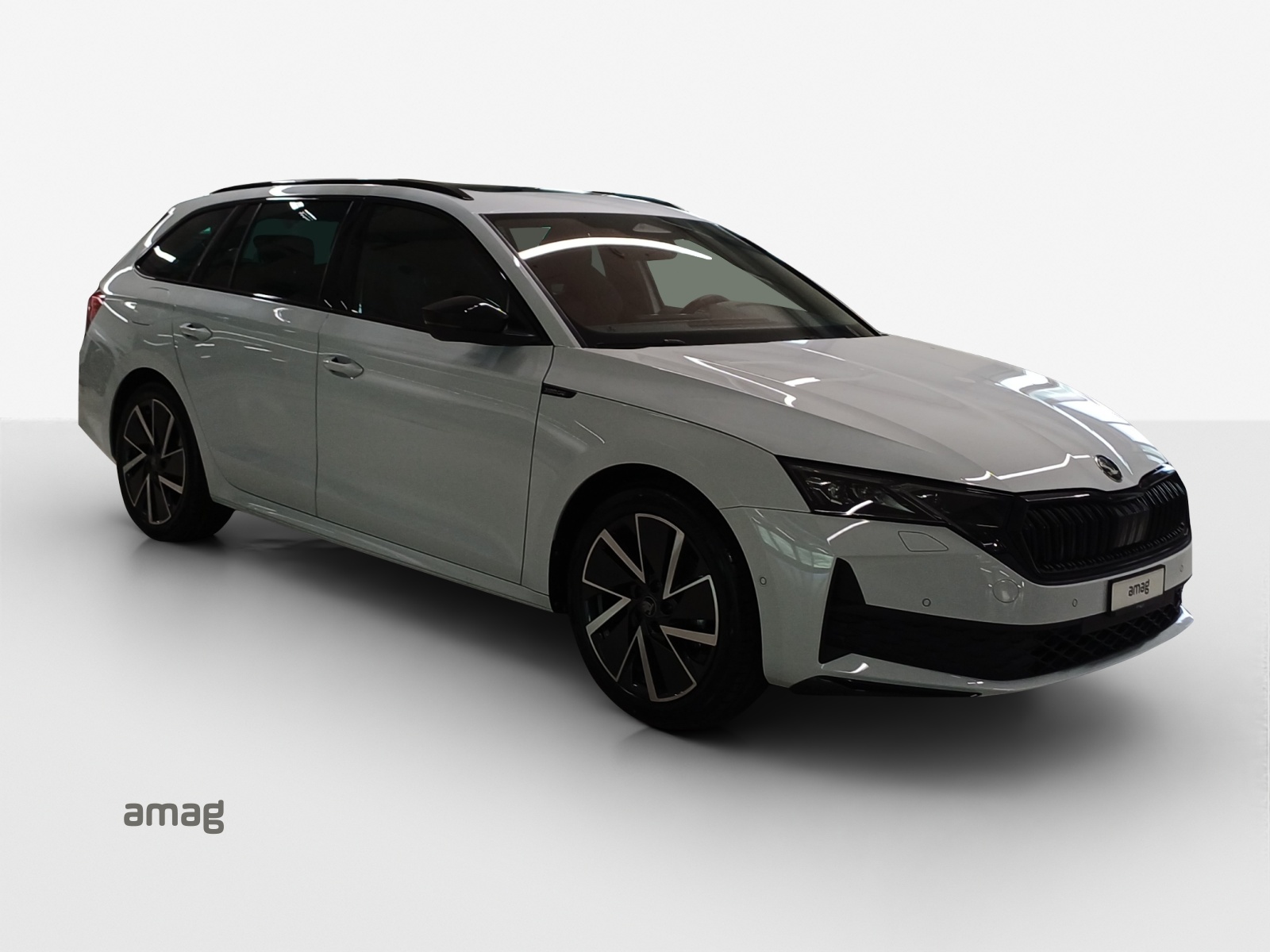 SKODA Octavia Combi 1.5 TSI mHEV DSG Sport Line-image-5
