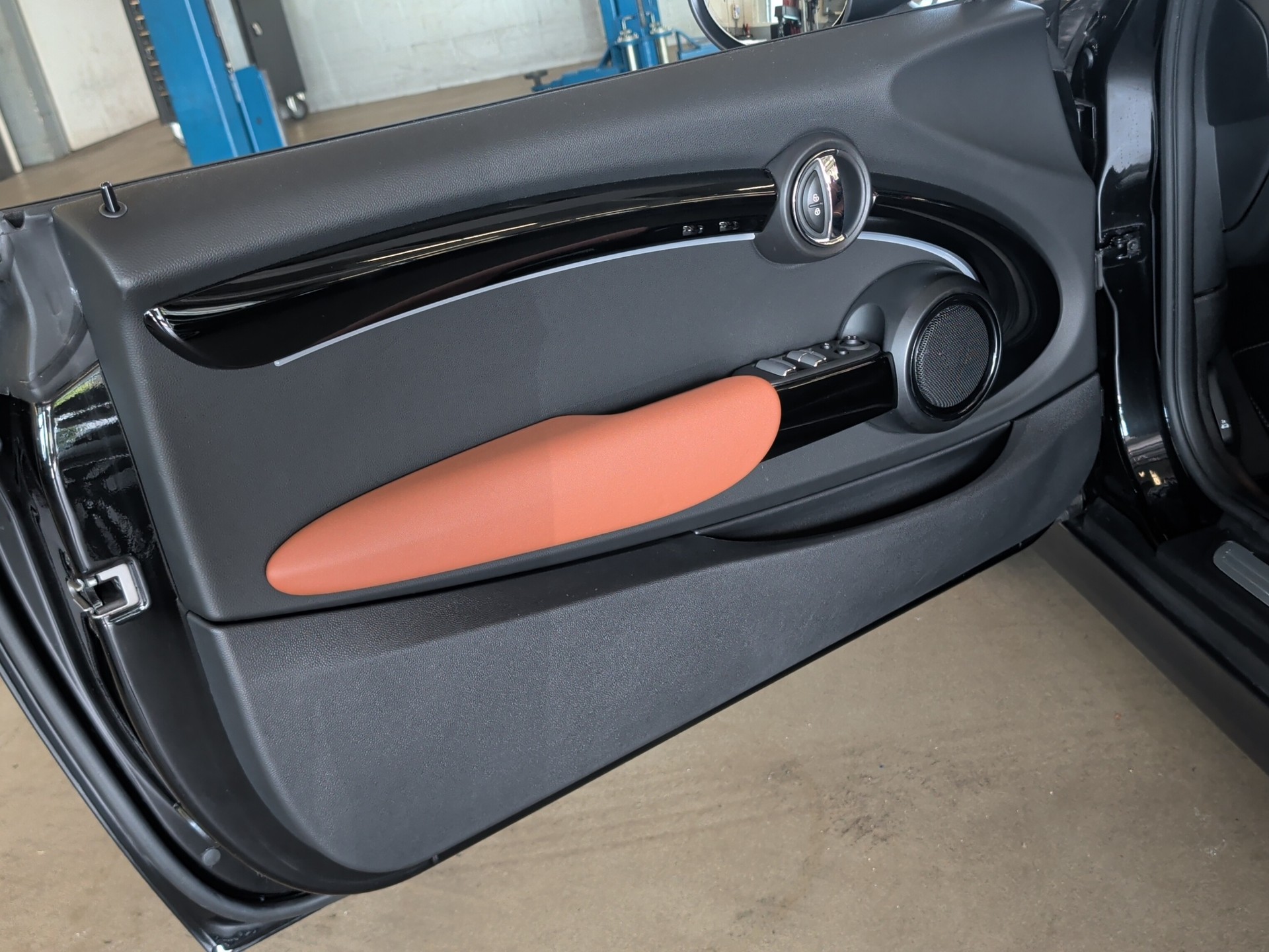 MINI Cooper S Cabriolet DKG-image-11