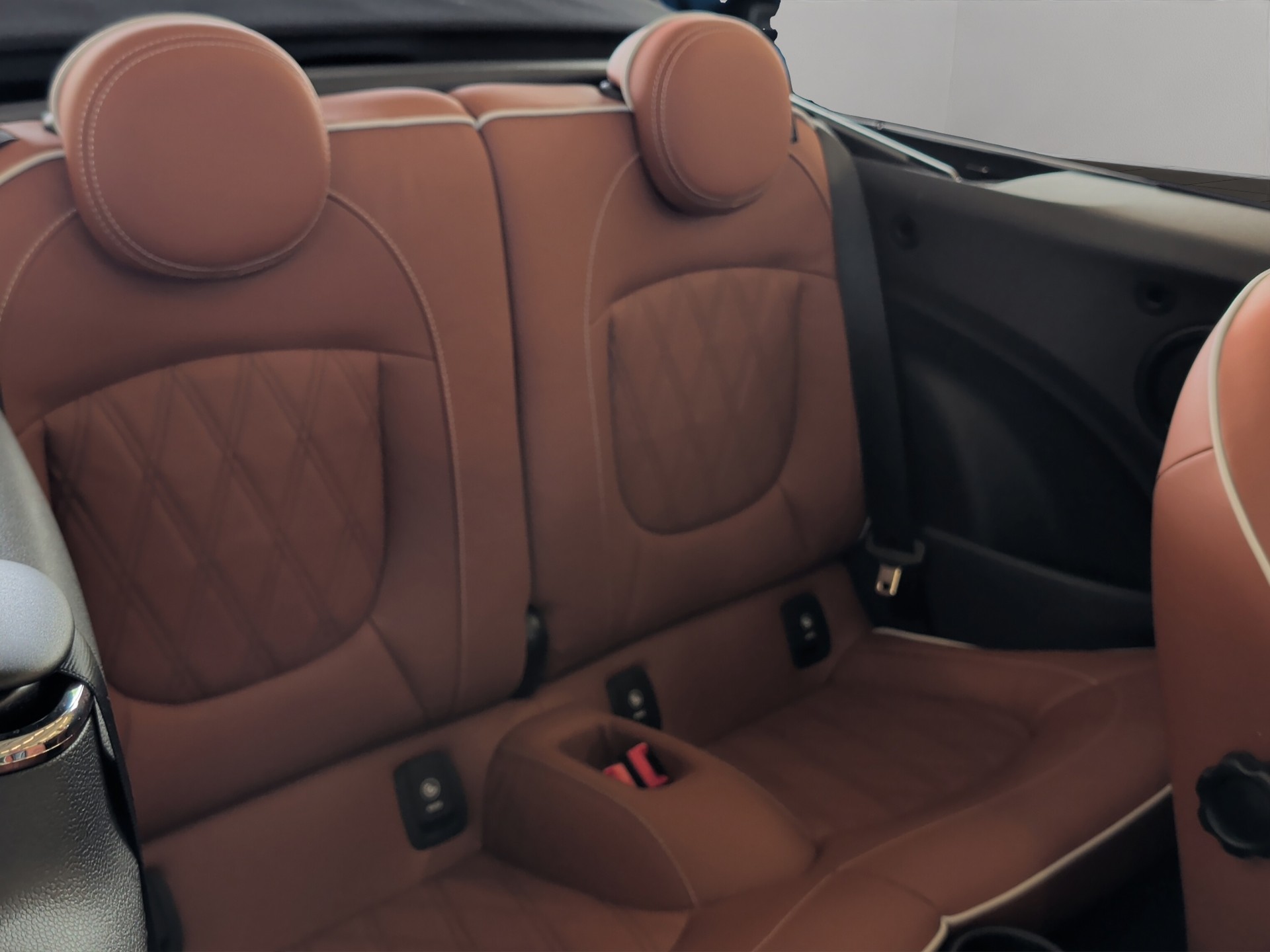 MINI Cooper S Cabriolet DKG-image-19
