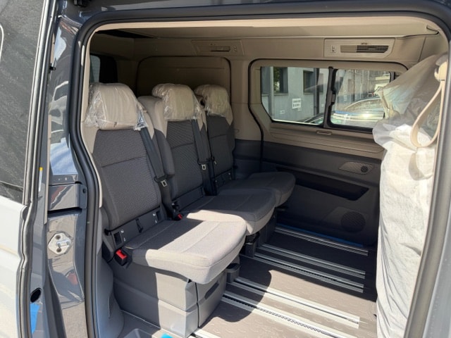 VW California 2.0 TDI Beach Camper Liberty-image-4