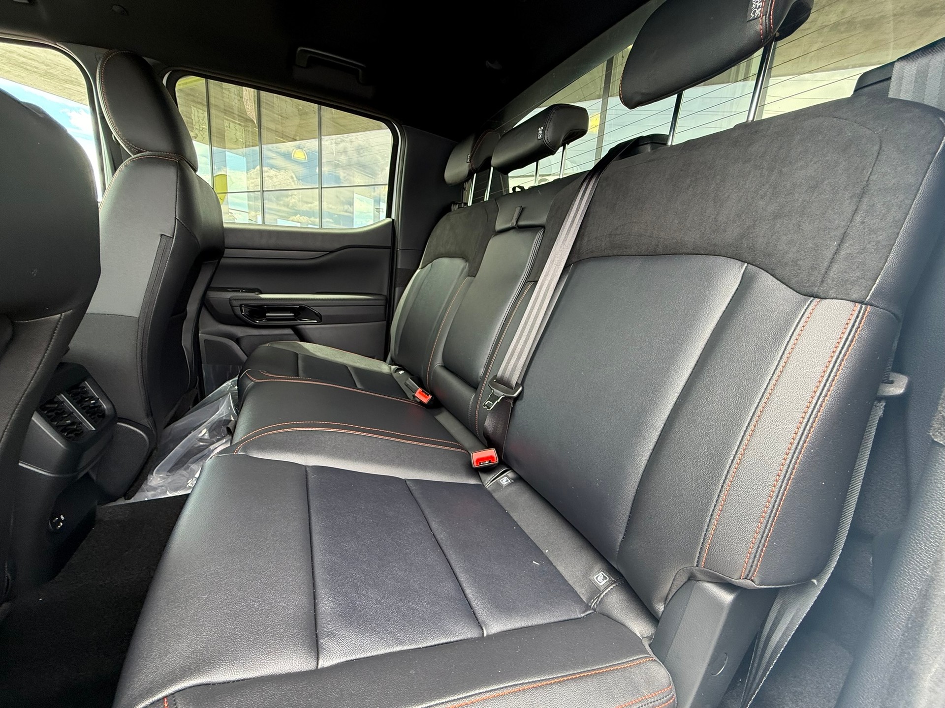 FORD Ranger Wildtrak 2.3 Eco Boost e-4WD Automat-image-7