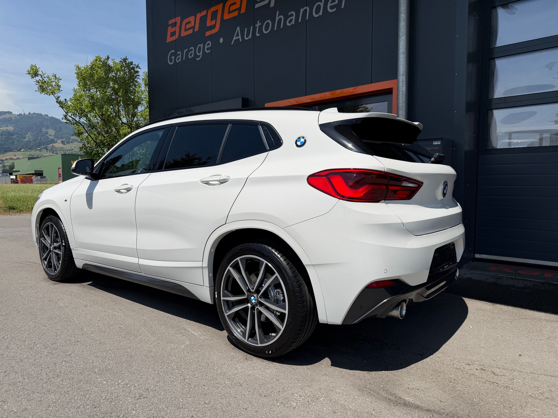 BMW X2 xDrive 20d M Sport Steptronic-showroom-element-2