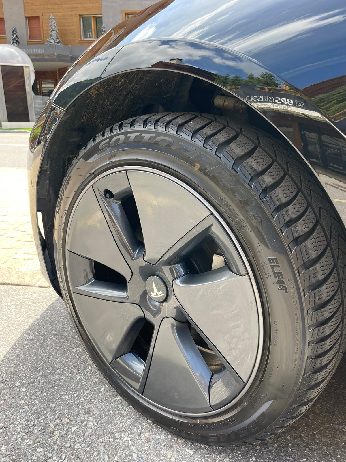 TESLA Long Range D-image-7