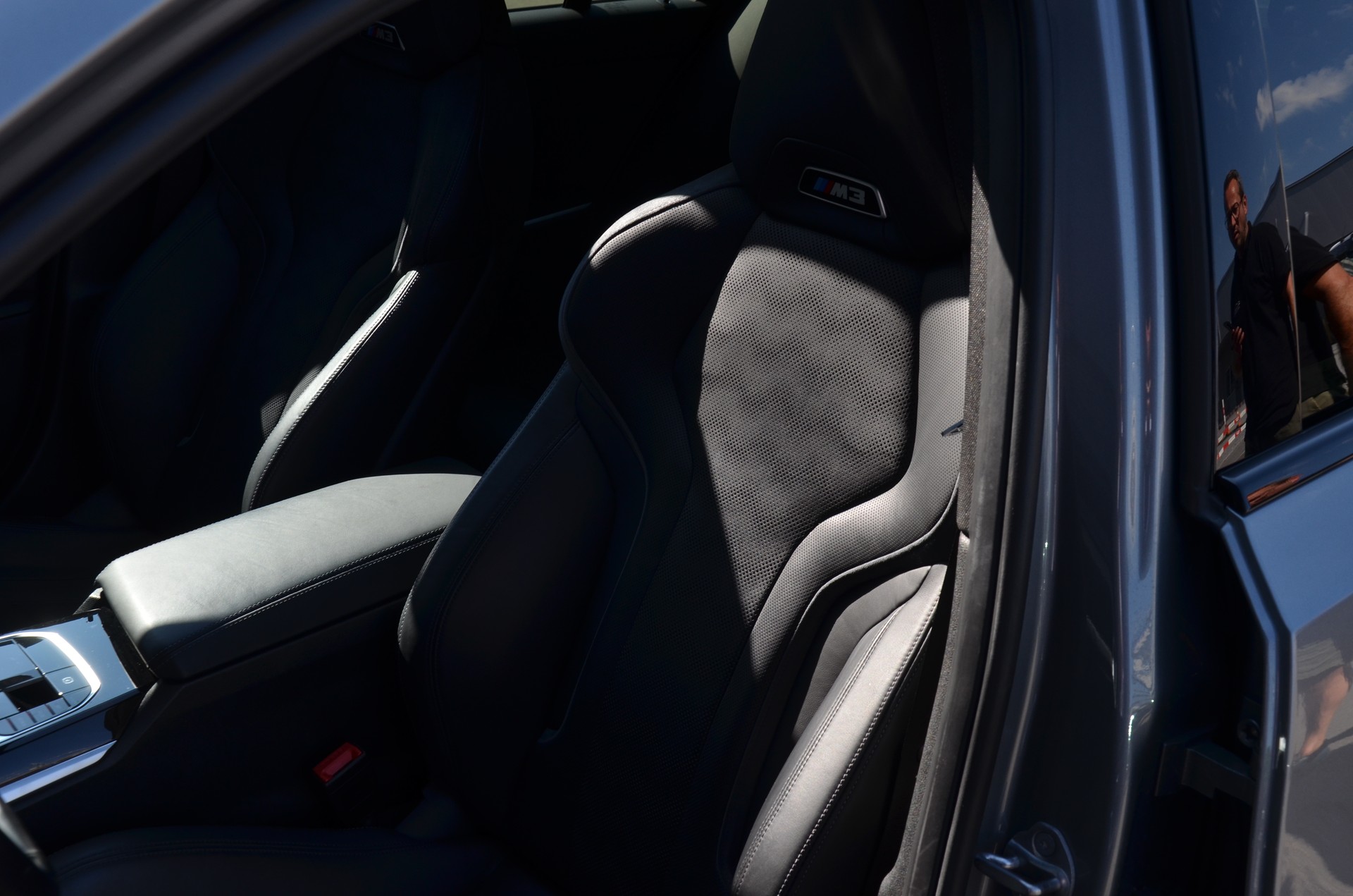 BMW M3 Competition M xDrive-image-12