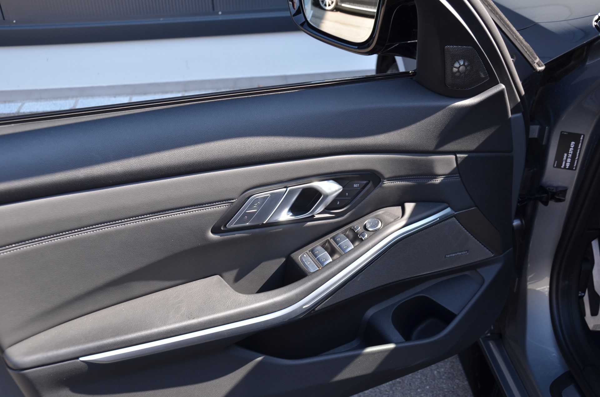 BMW M3 Competition M xDrive-image-11