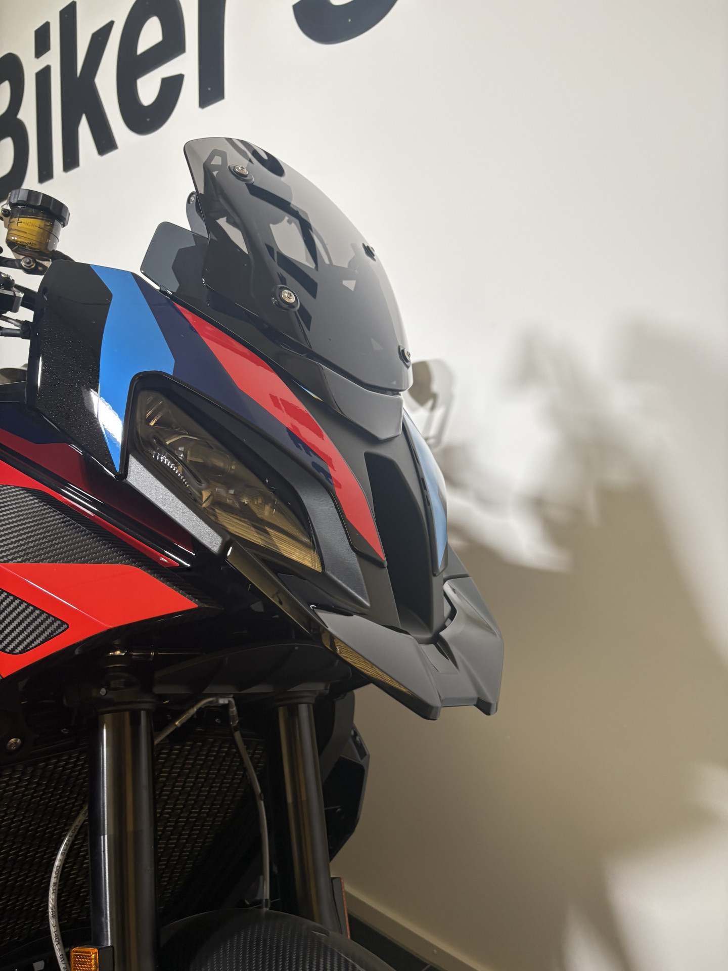 BMW M 1000 XR Competition-showroom-element-3