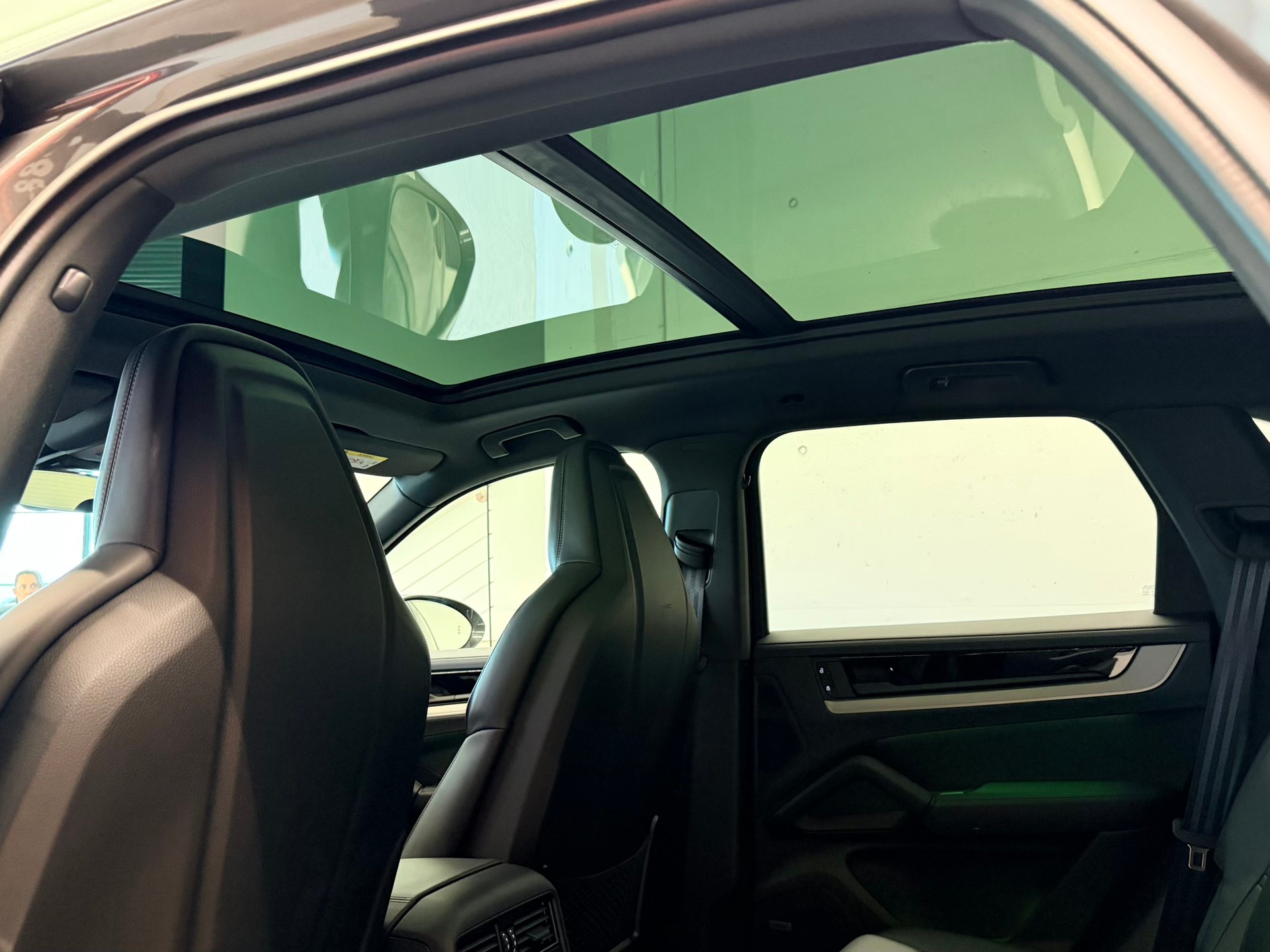 PORSCHE Cayenne S Tiptronic-image-19