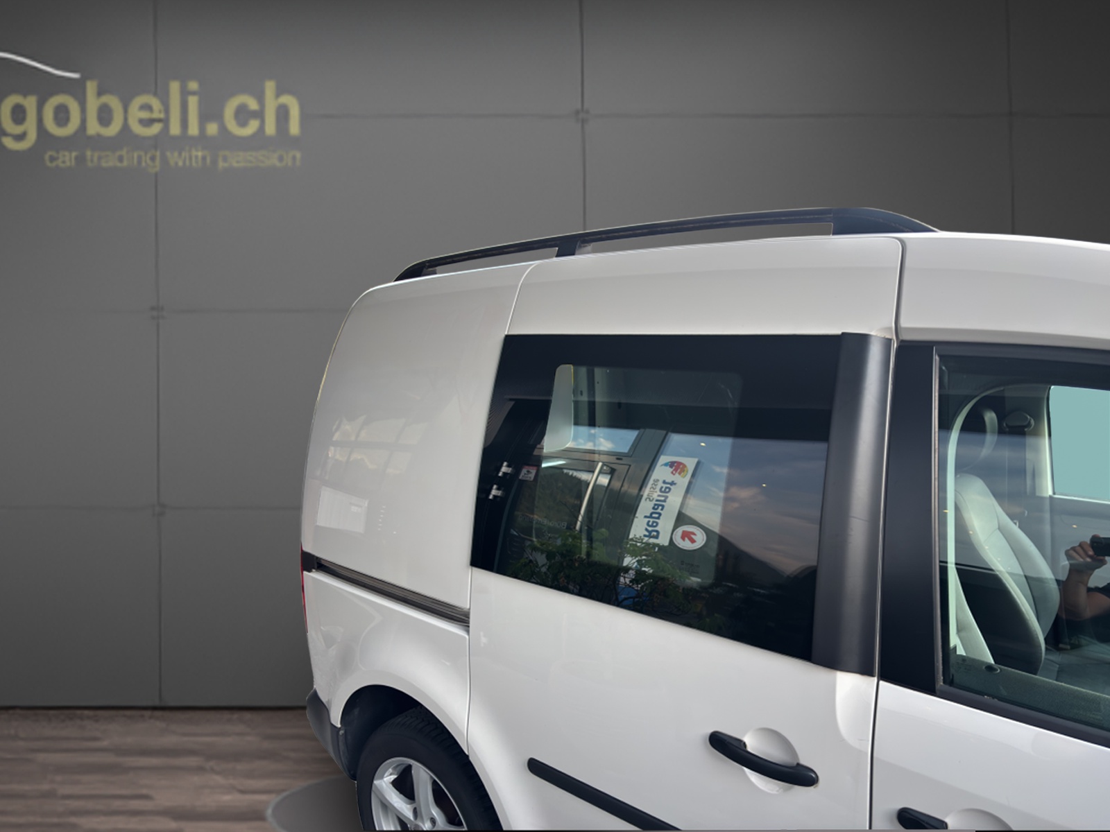 VW Caddy 1.6 TDI-image-12