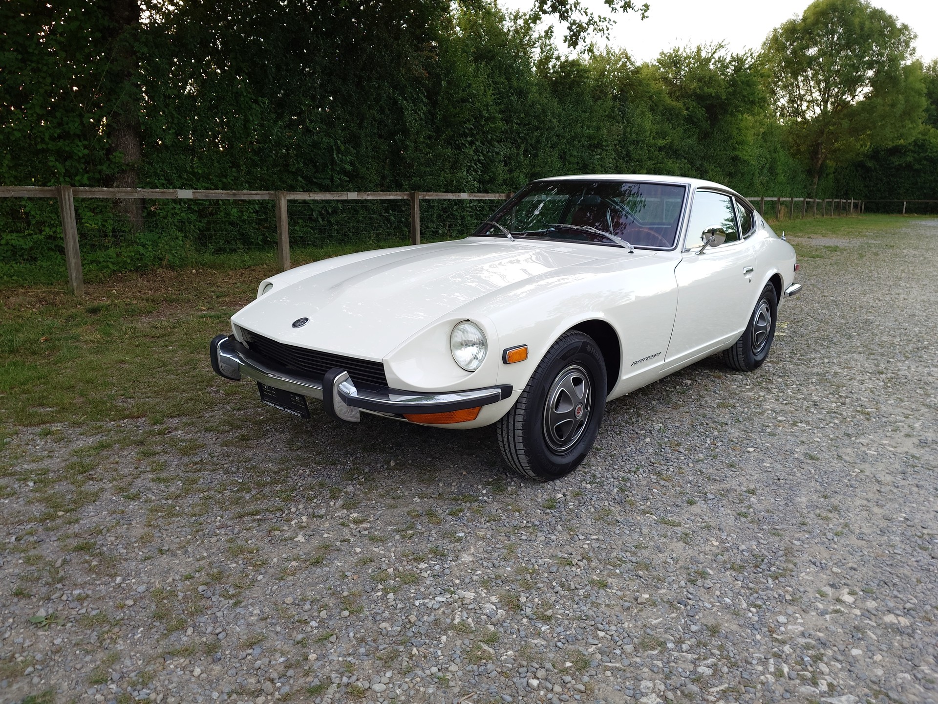 DATSUN 240 Z-image-1