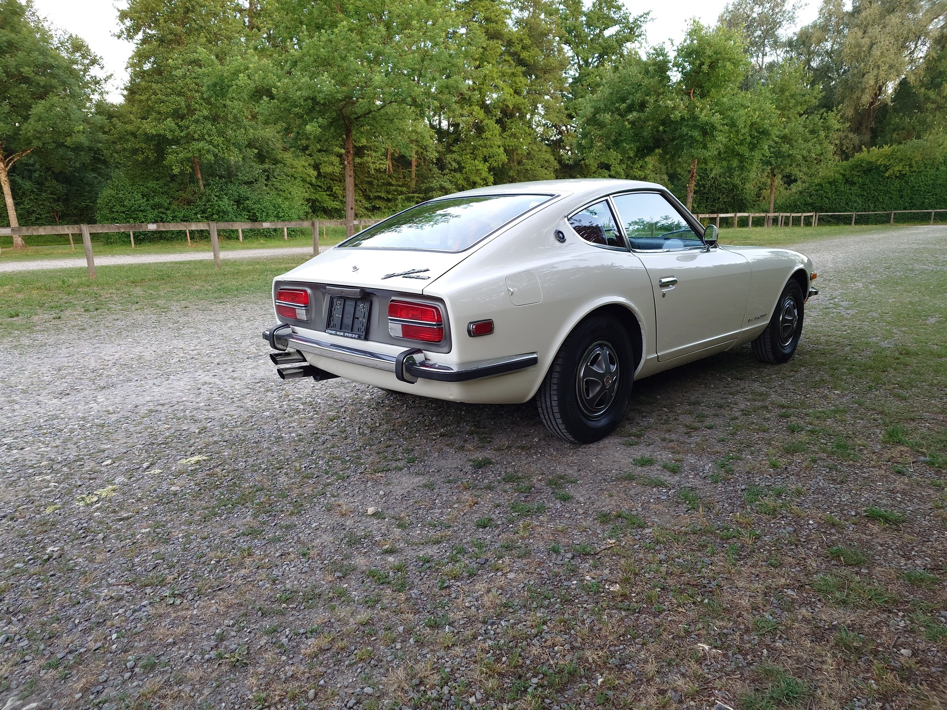 DATSUN 240 Z-image-4