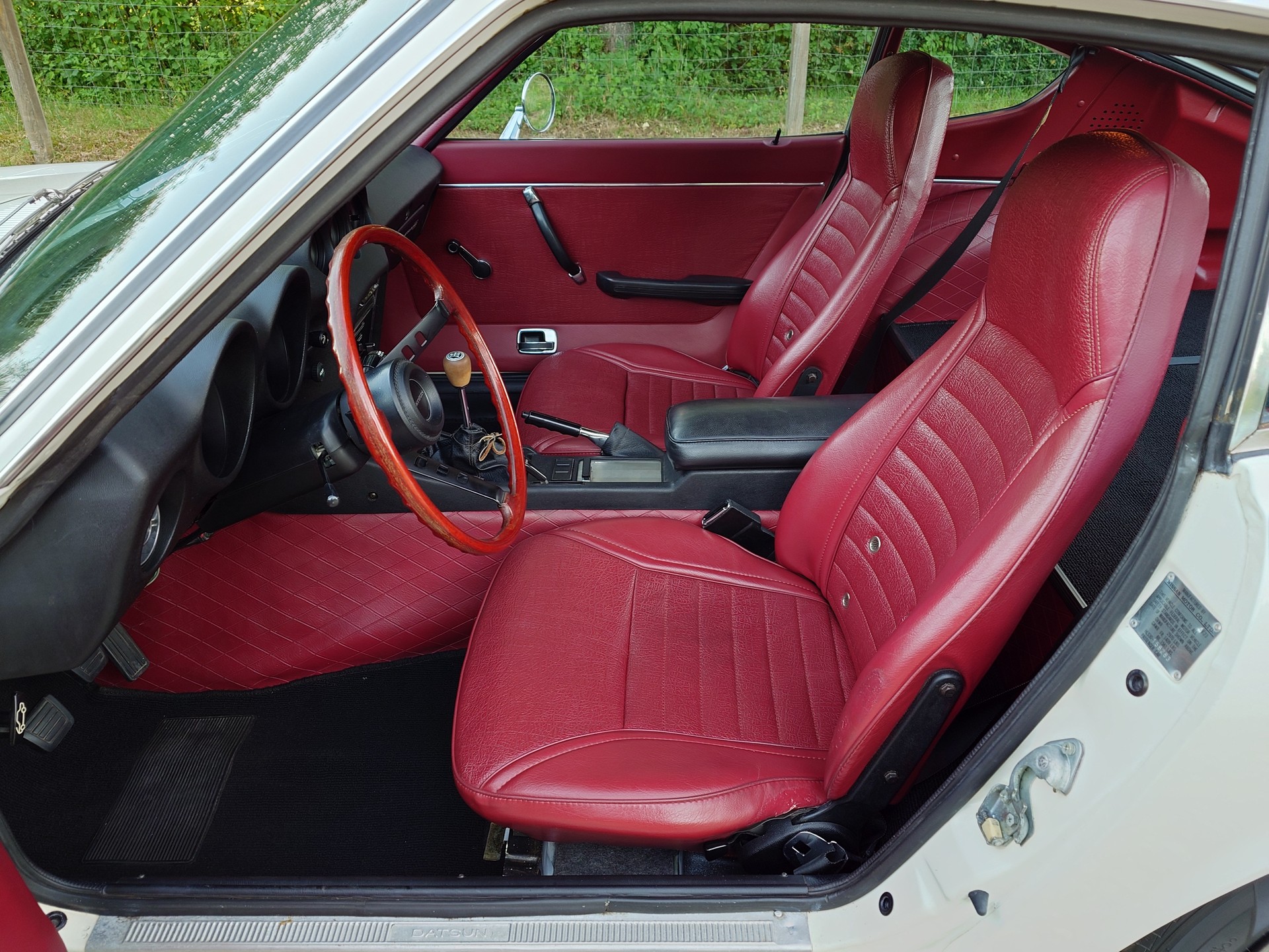 DATSUN 240 Z-image-7
