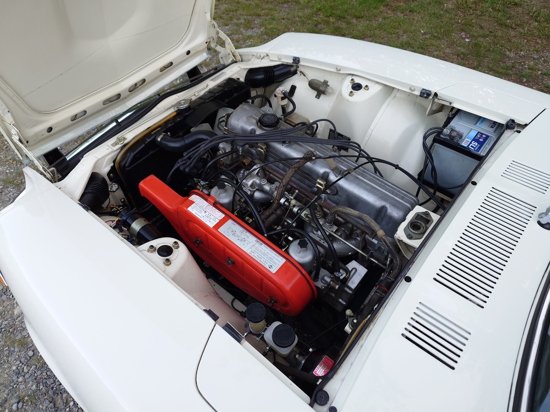 DATSUN 240 Z-image-12