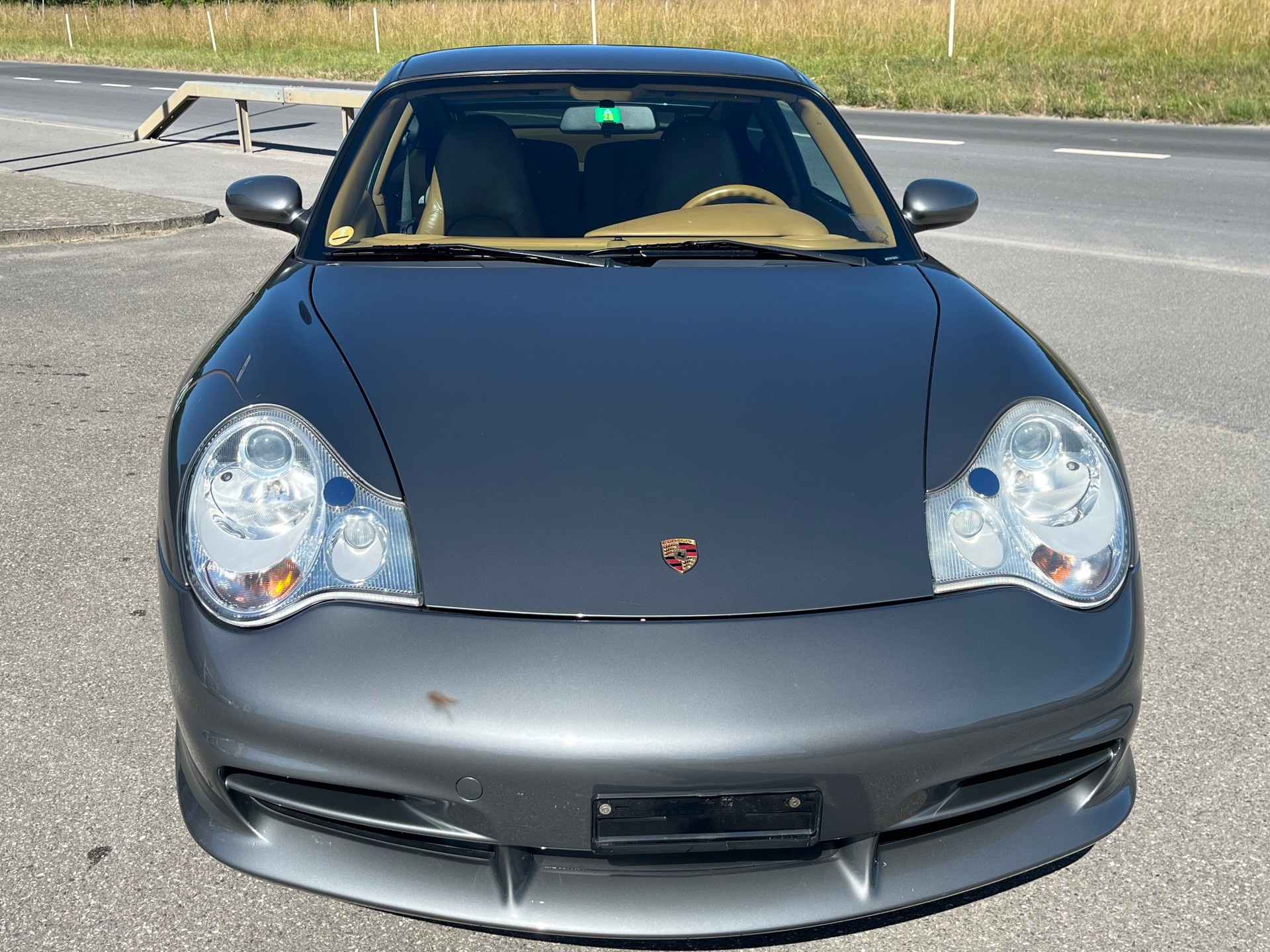 PORSCHE CARRERA-image-8
